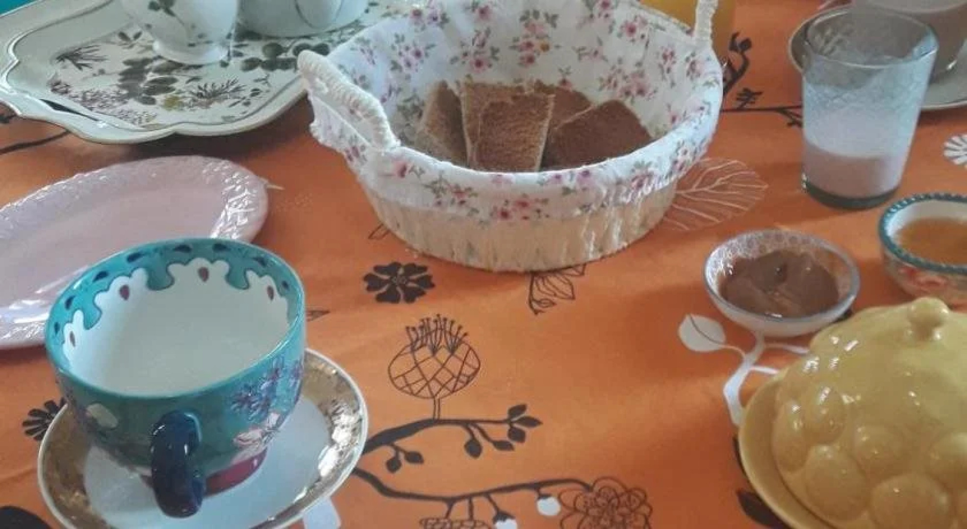 Habitaciones con Encanto, Espacio Mundano