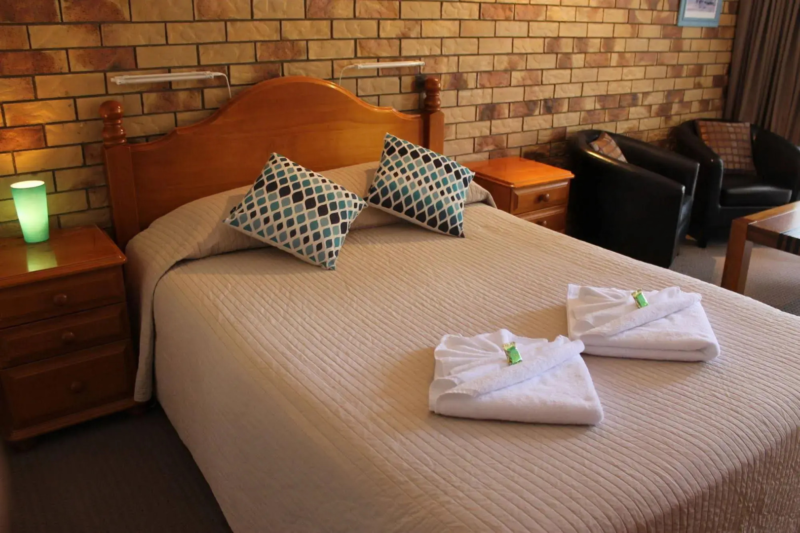 Beachmere Palms Motel