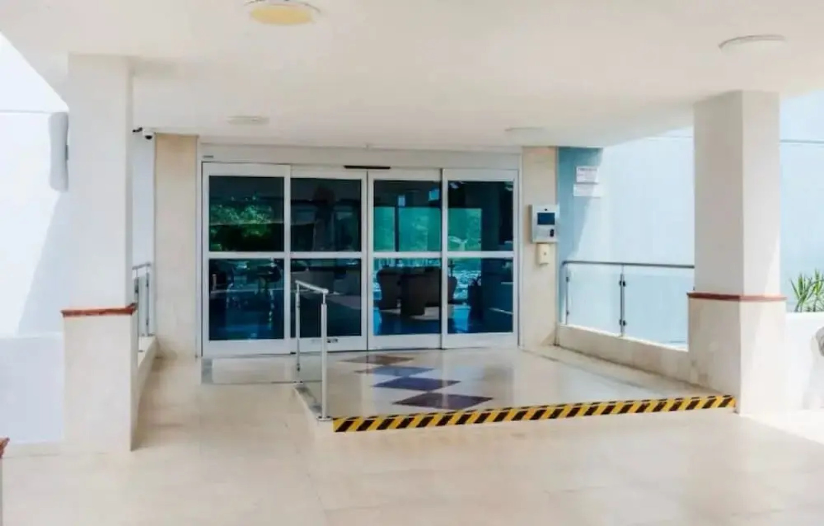 Stunning Marina Views Pool Kayak Island Tours