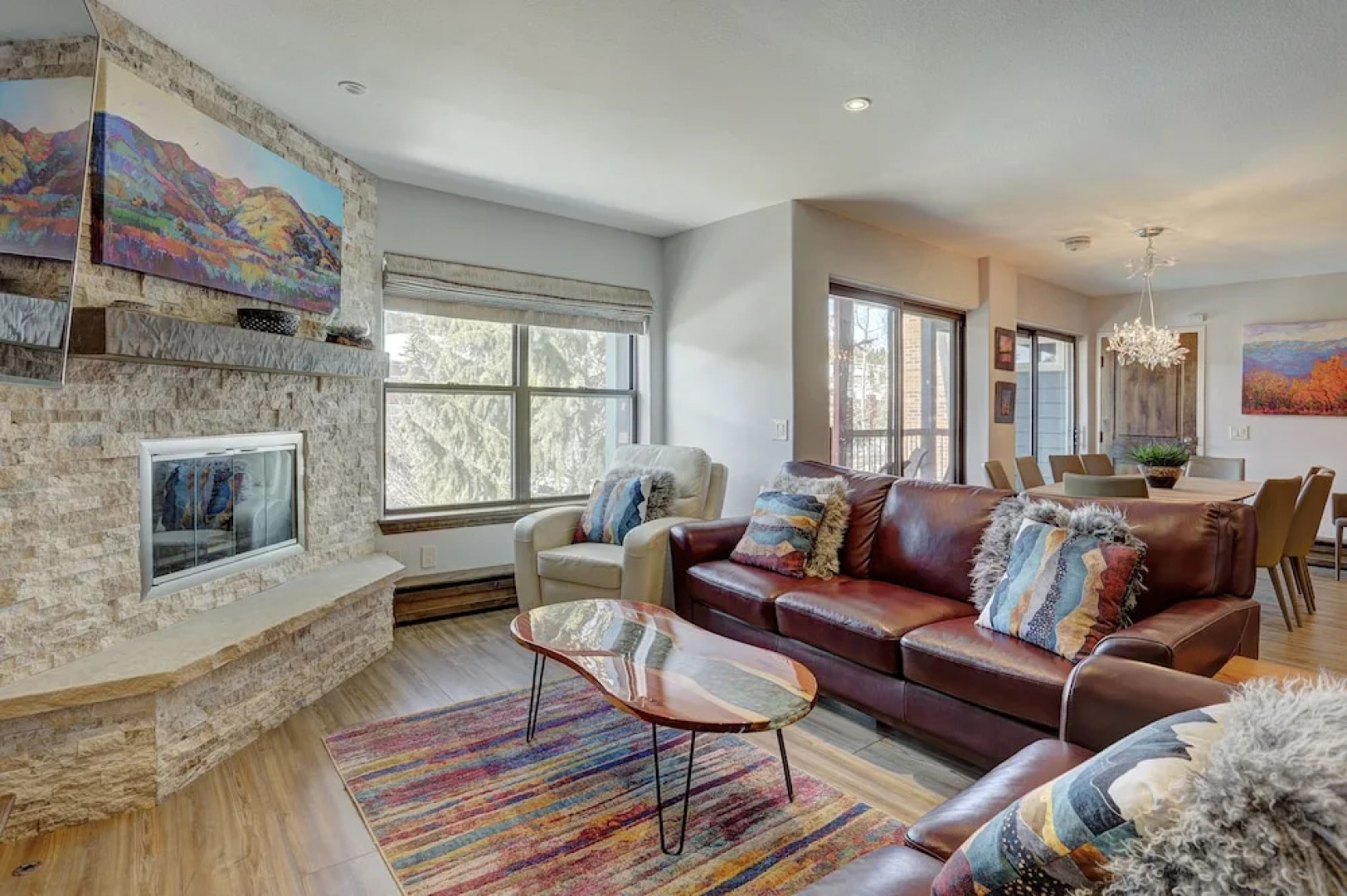 4br Renovated - Sleeps 12- Downtown Breck by RedAwning