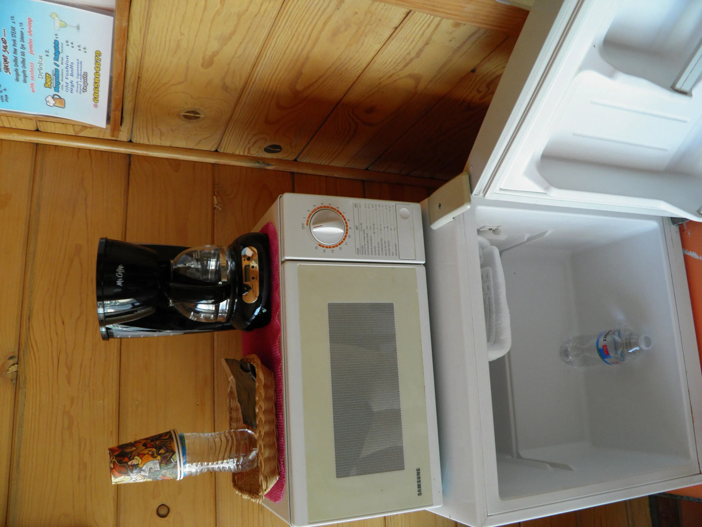 Seaside Hotel & Victor's RV Park