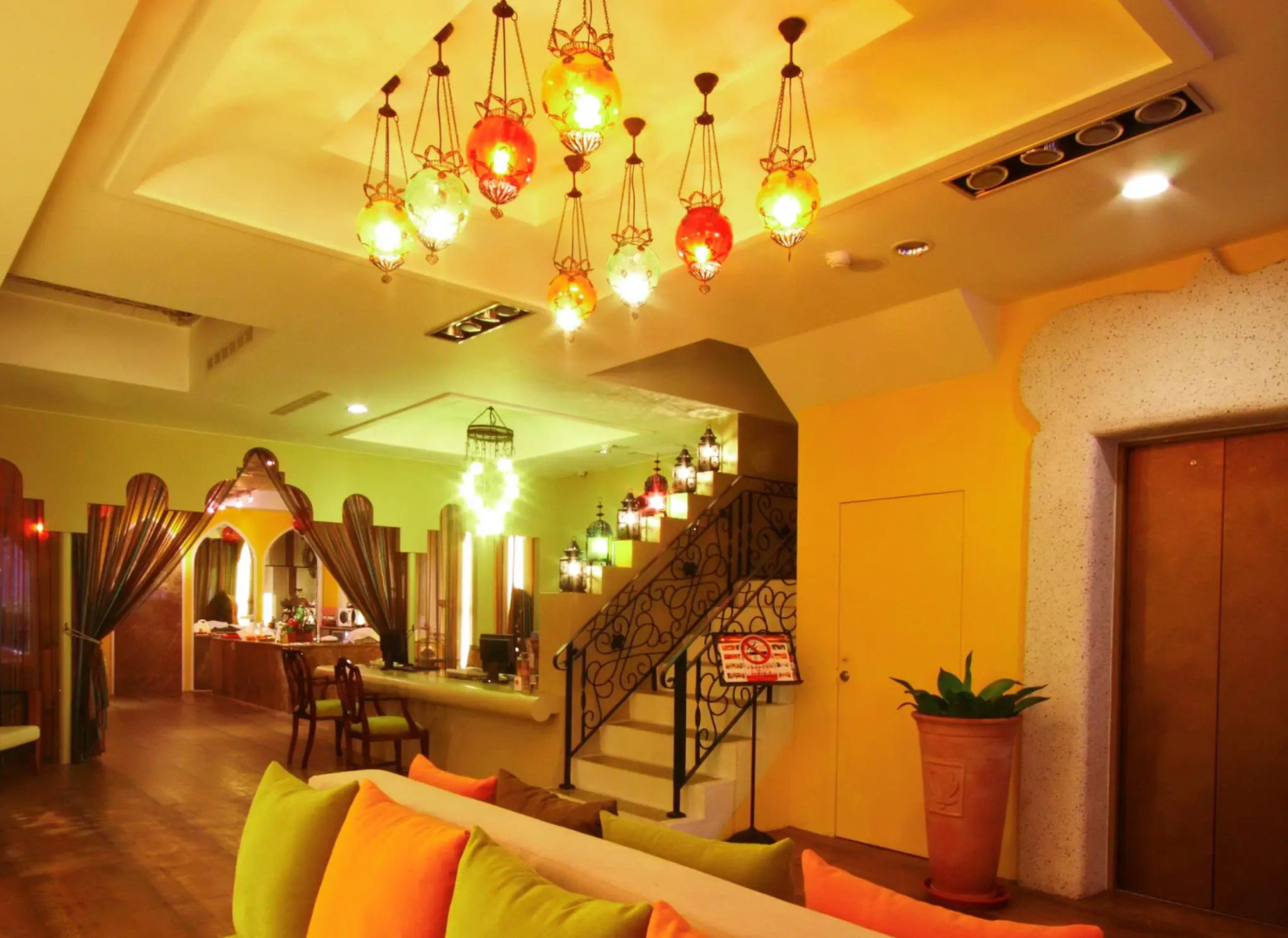 Moroccan Holiday Suite