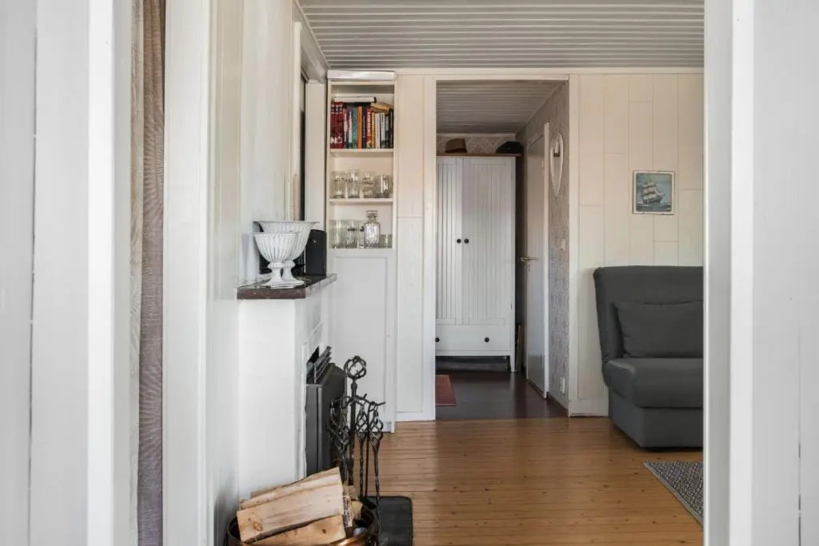 Lovely holiday home with a view of Lake Bolmen