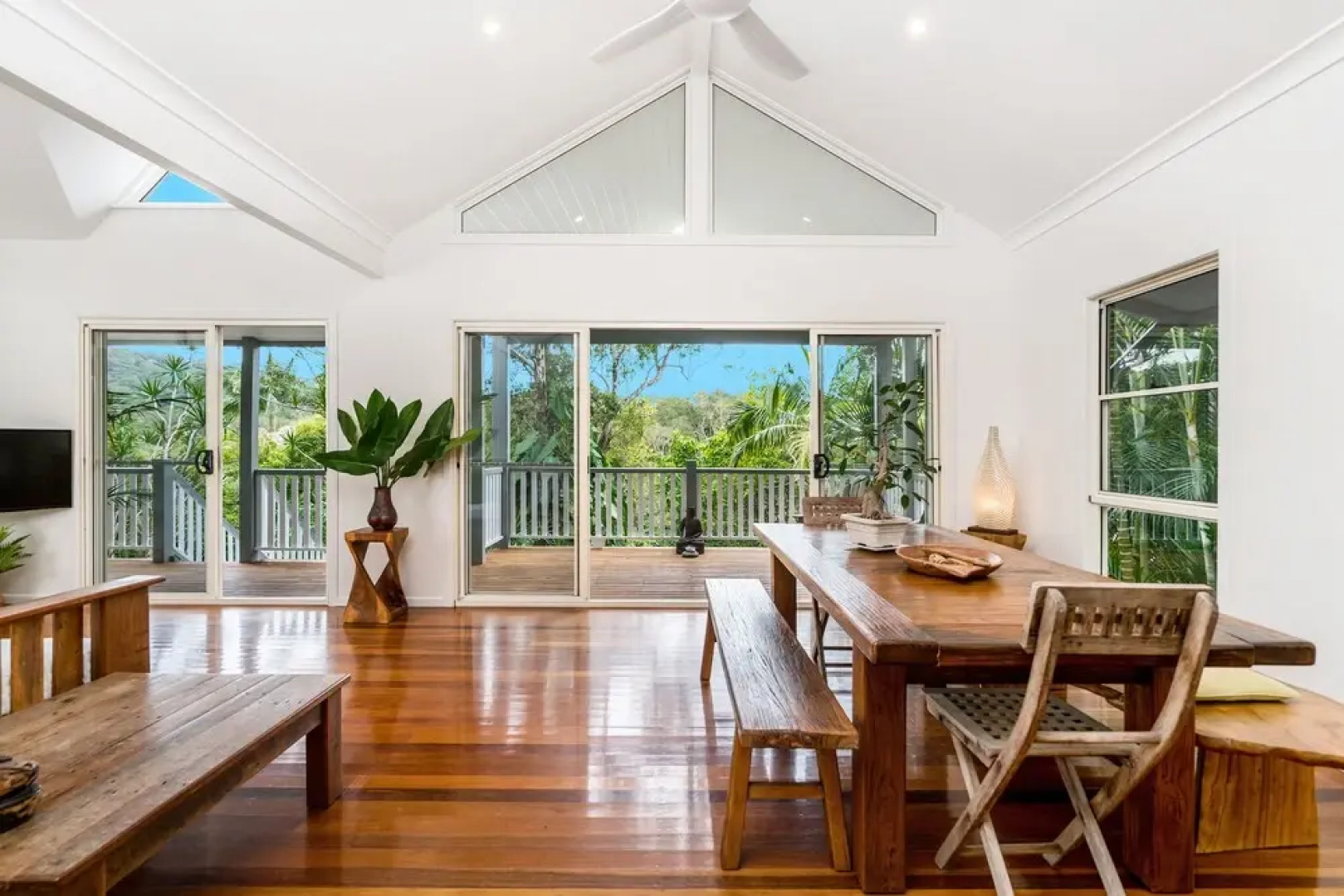 Your Coastal Treetop Escape