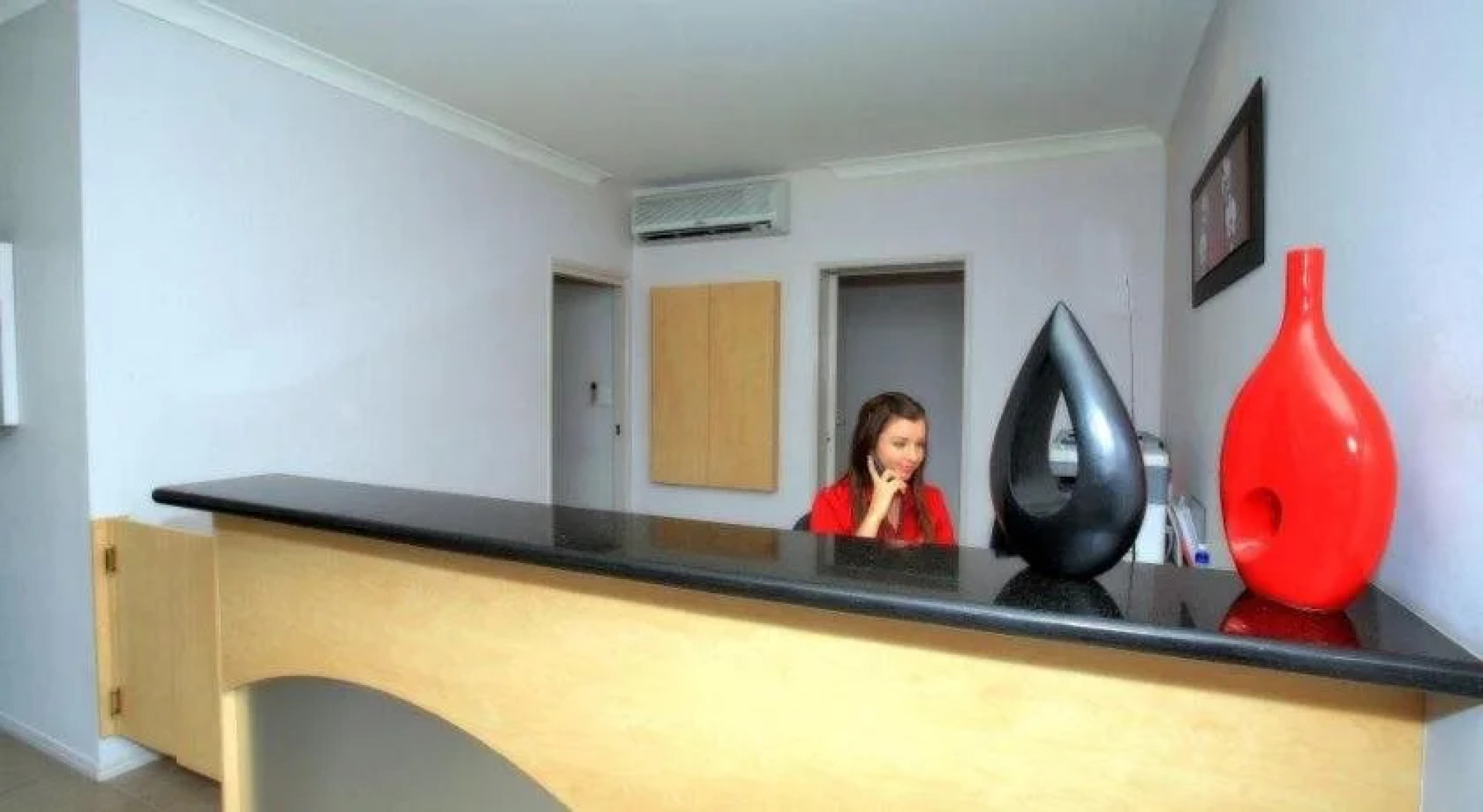 Mayfair Motel Emerald