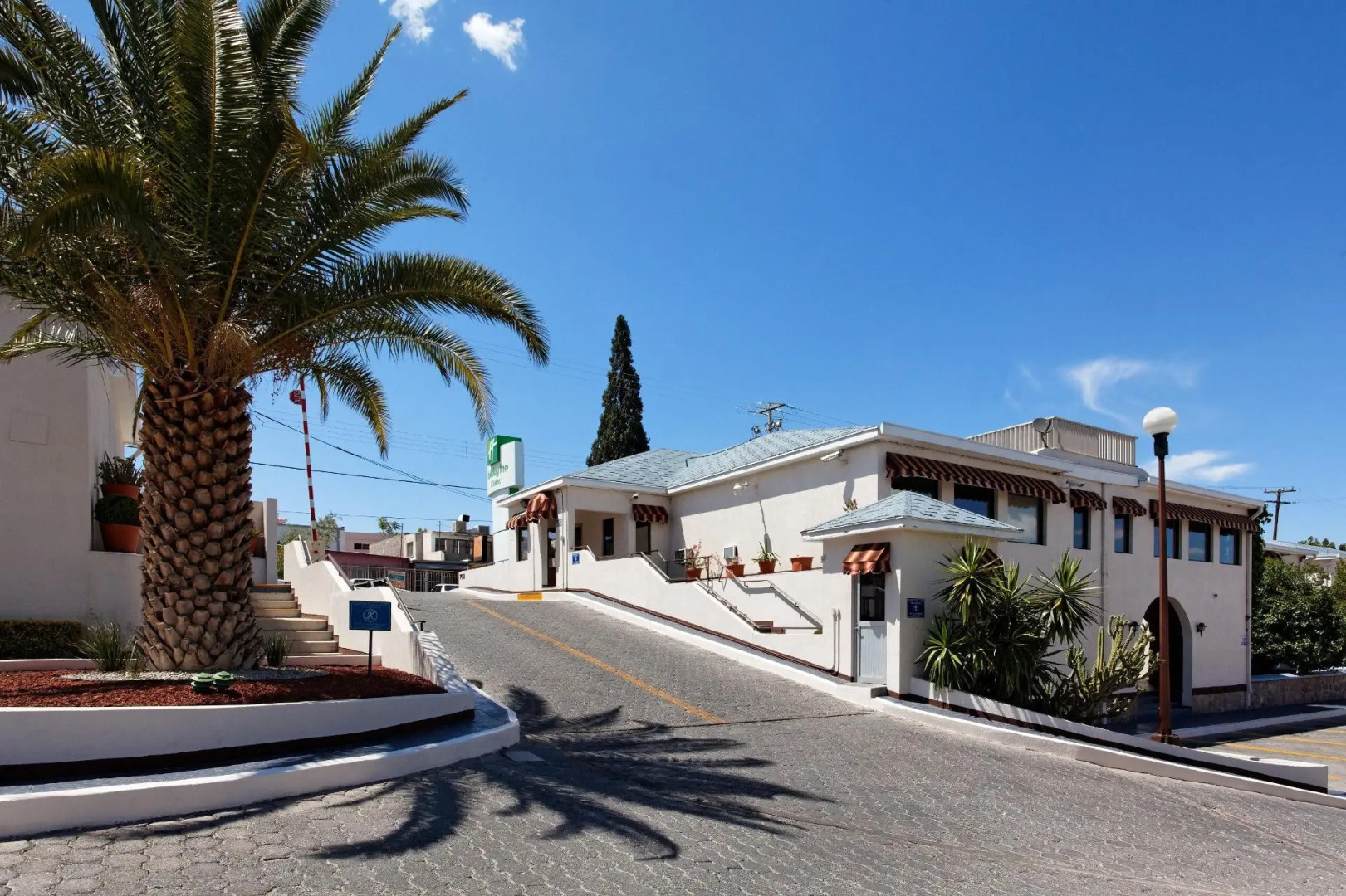 Holiday Inn & Suites Chihuahua Expo