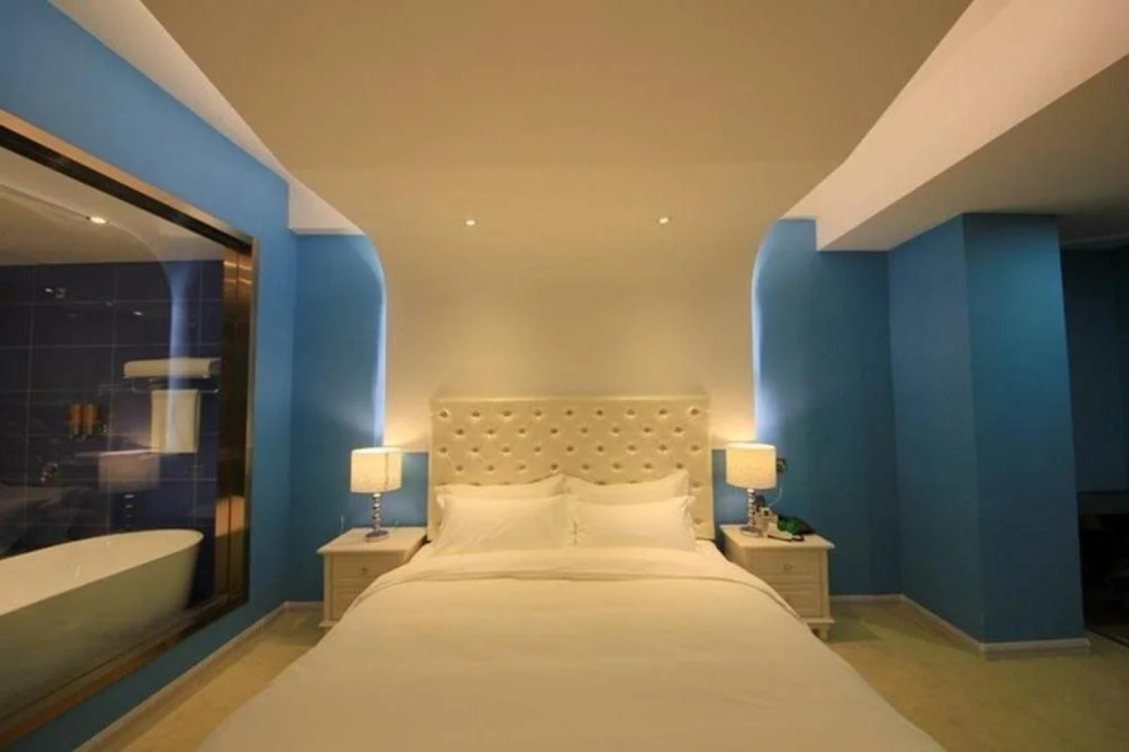 Luoyang Mubin Business Hotel