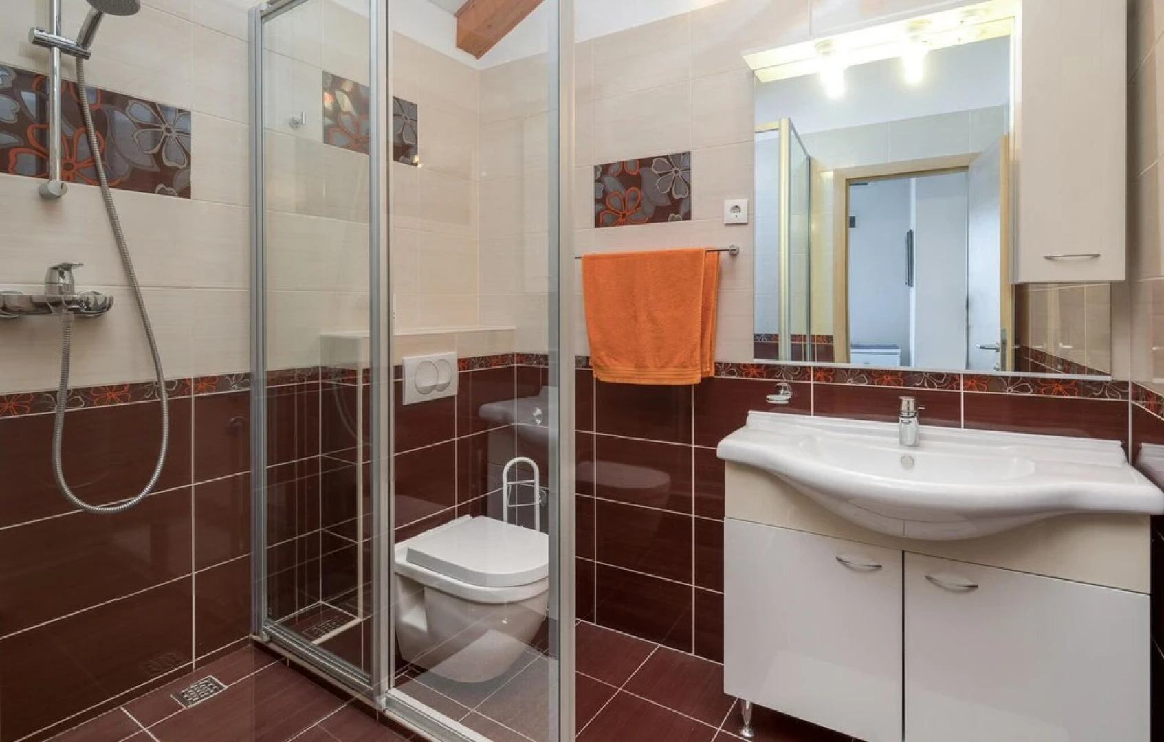 Amazing Home in Milna With 6 Bedrooms, Wifi and Outdoor Swimming Pool