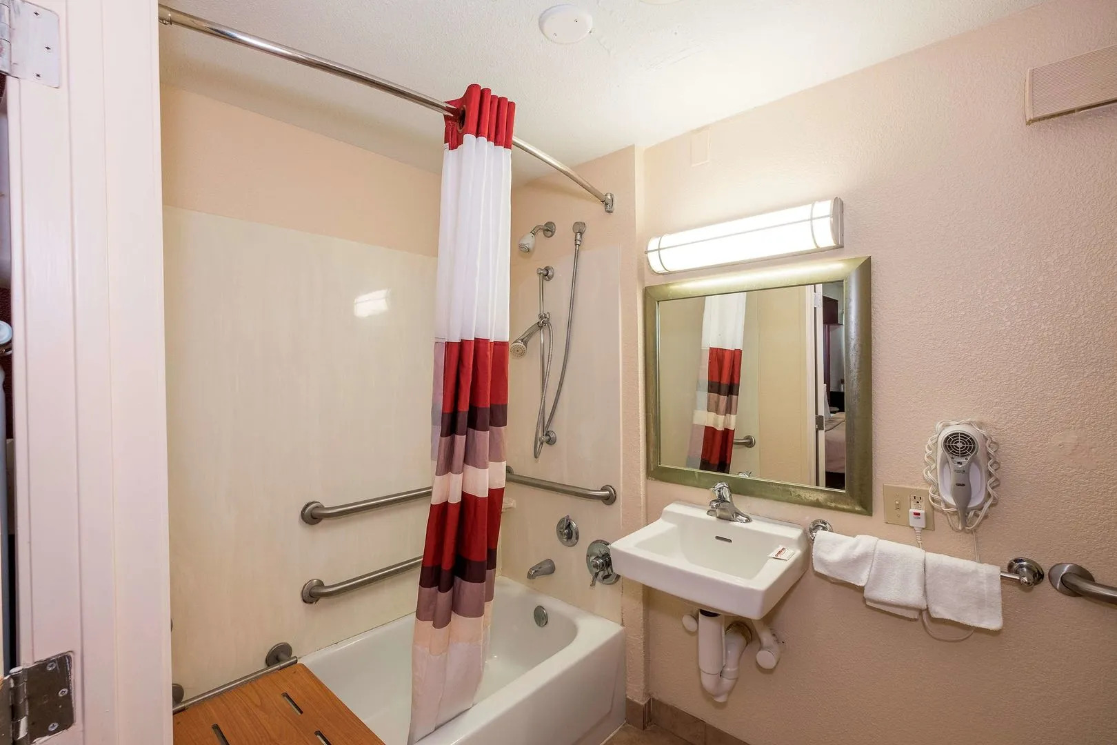 Red Roof Inn Tallahassee - University