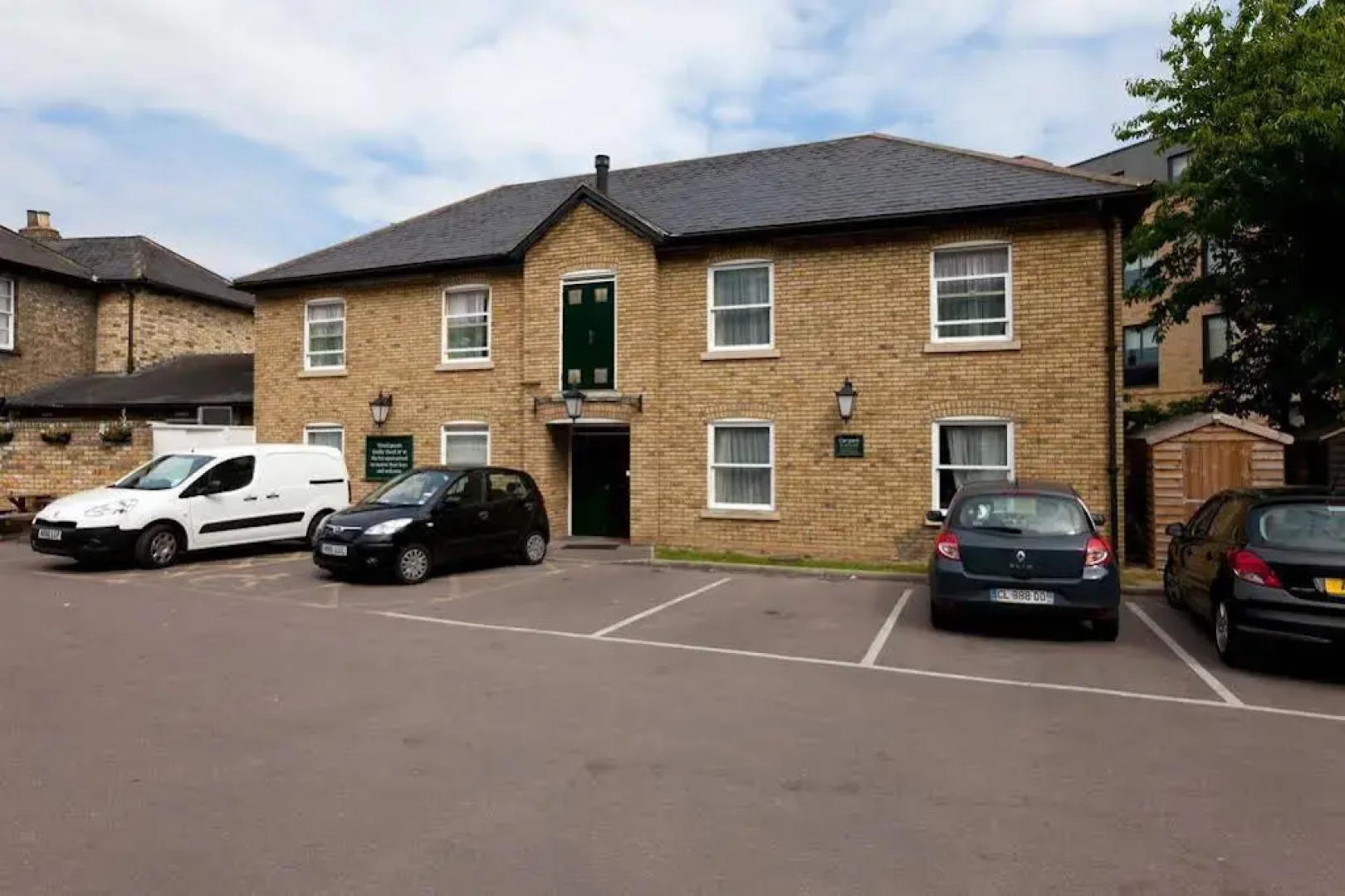 The Earl of Derby - Inn