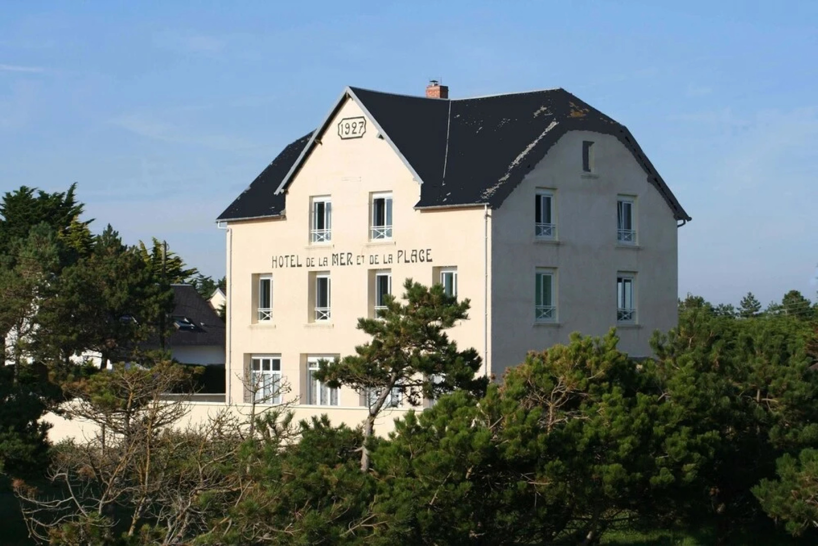 Apartment With 2 Bedrooms in Denneville, With Wonderful sea View, Encl