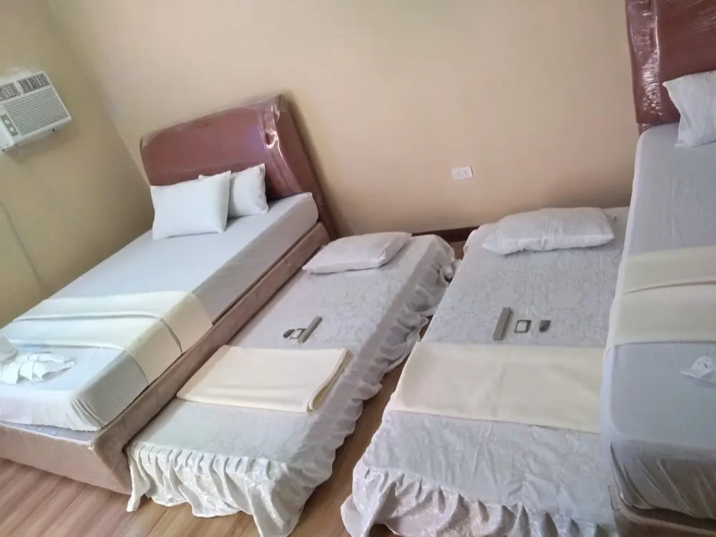 Hana-Natsu Resorts Pool