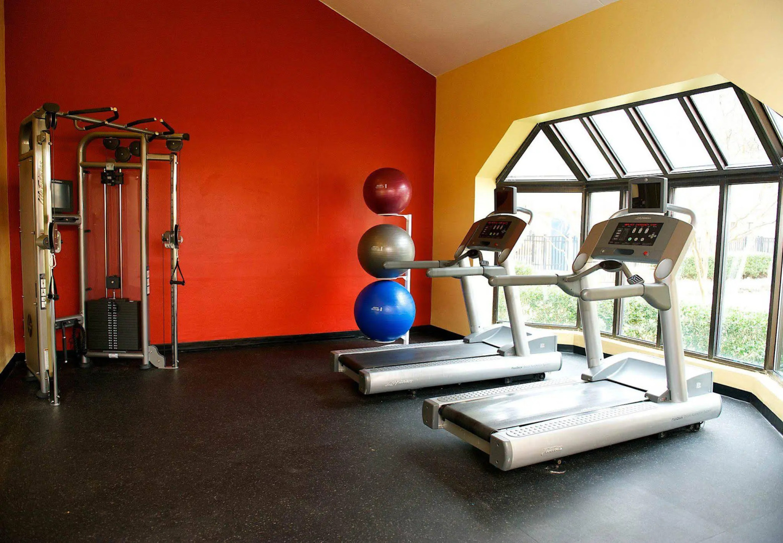 Courtyard by Marriott Dallas-Fort Worth/Bedford