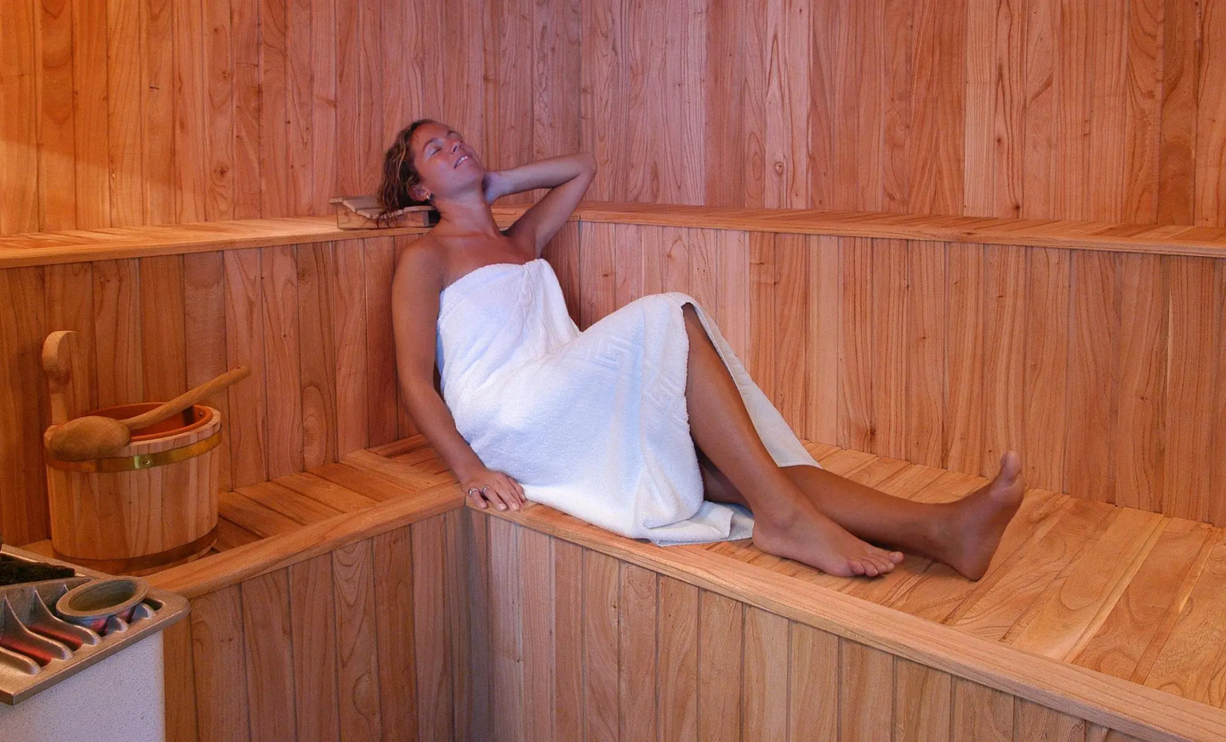 Cacique Inacayal Lake & Spa Hotel