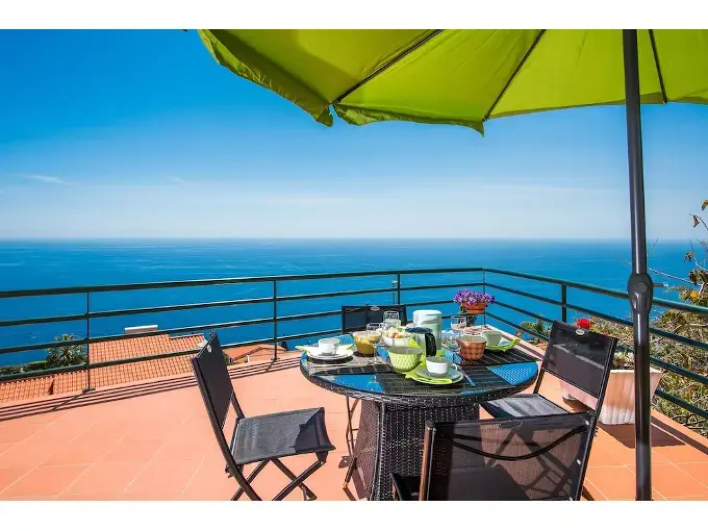 Vivenda da Esquina by MHM