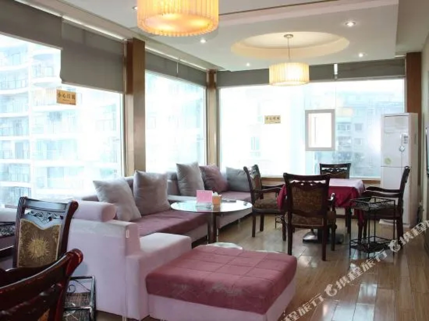 Three Gorges Feng Hotel (Zhongxian Guoyuan Road)