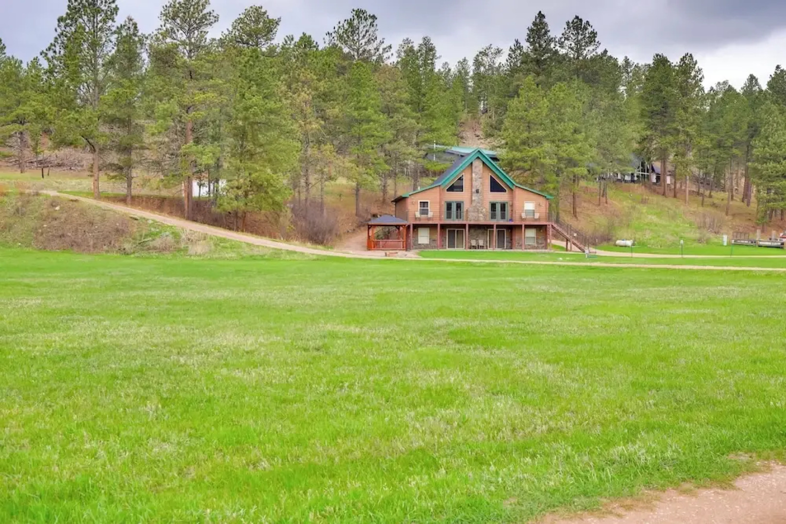 Black Hills Home w/ Mickelson Trail Access!