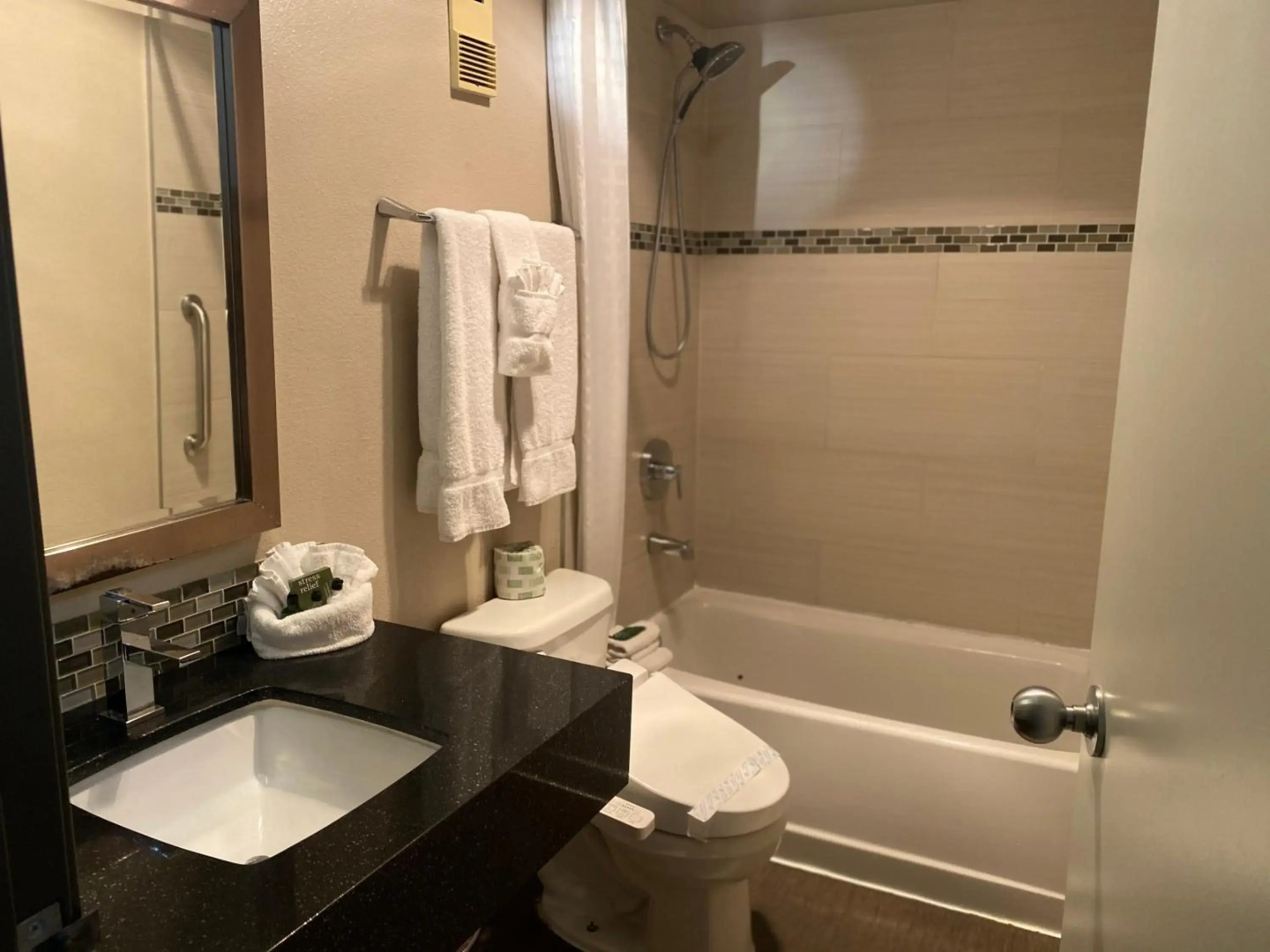 Redac Gateway Hotel In Torrance