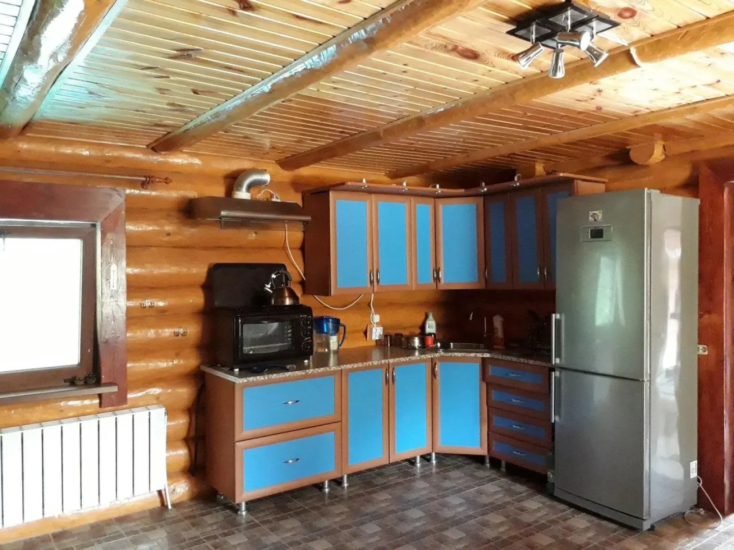 Дома в лесу