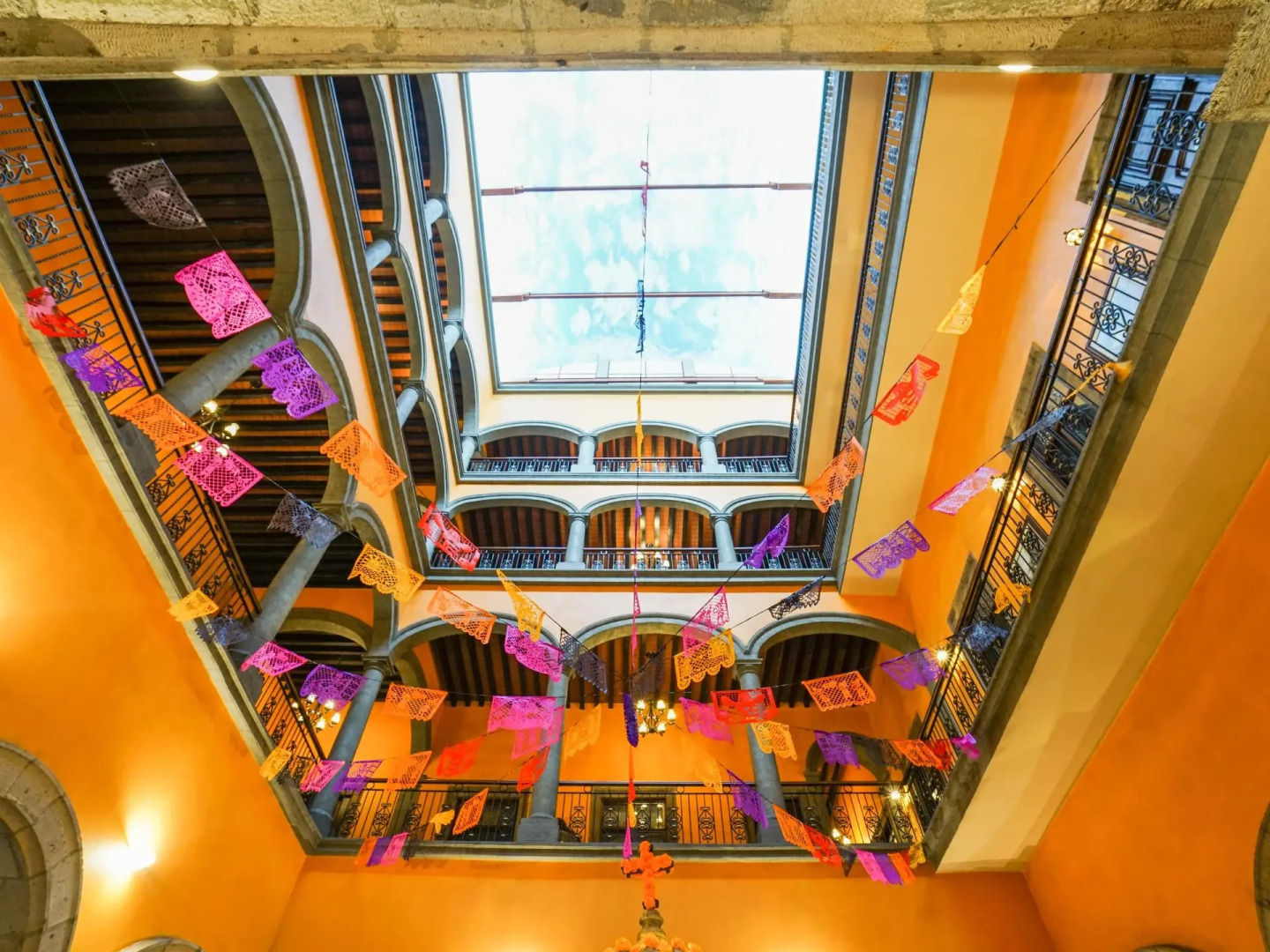 Hotel Morales Historical & Colonial Downtown Core