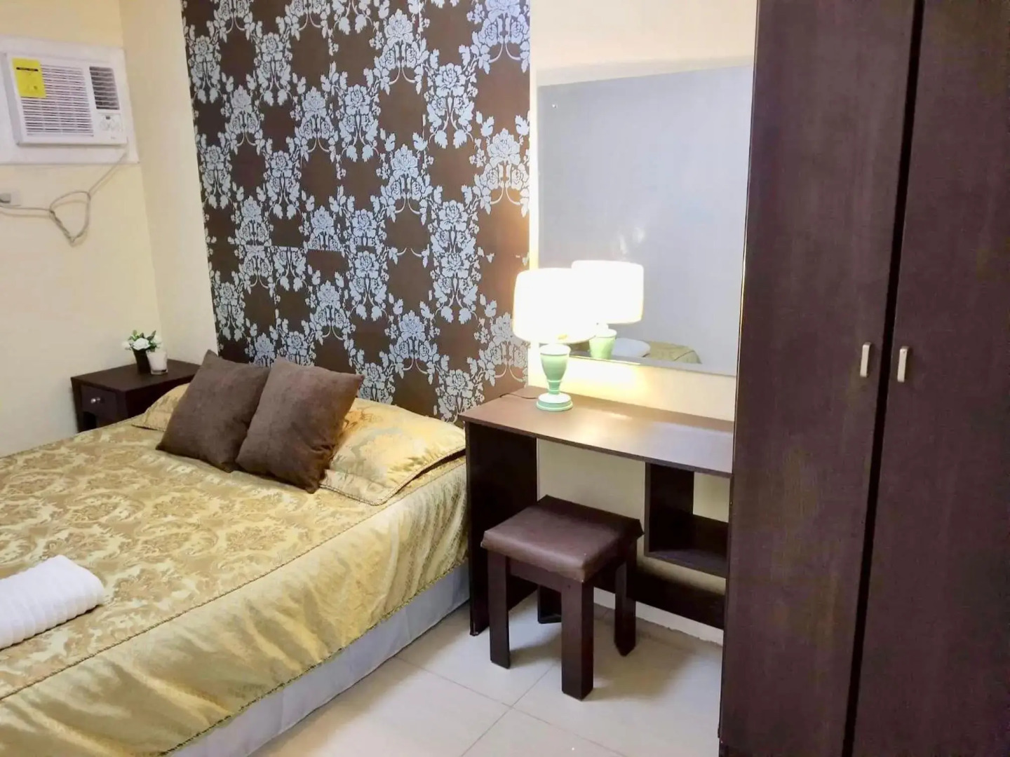 Super Cute Hampton Suites