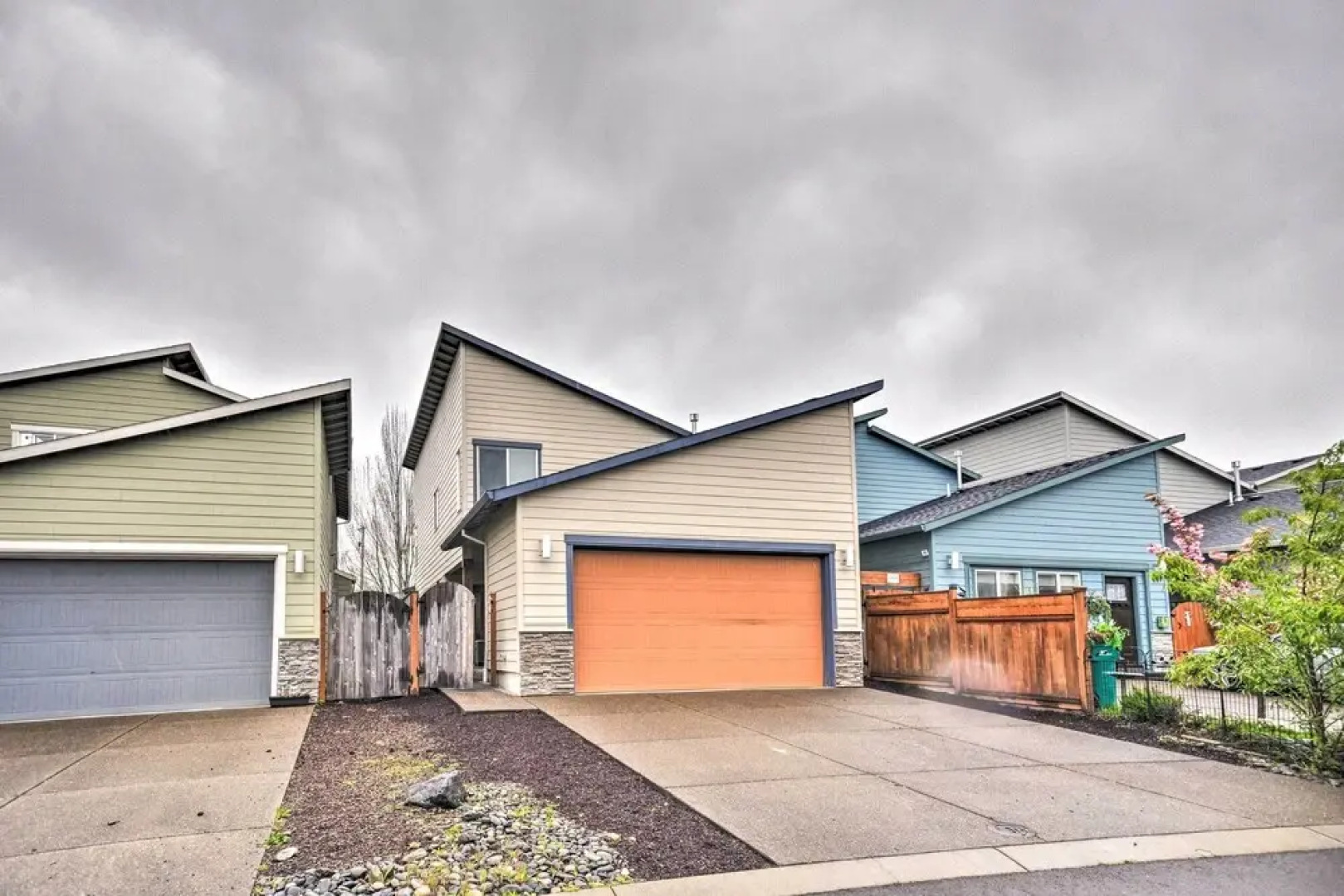 Charming Newberg Home: Walk to Dtwn, Wineries