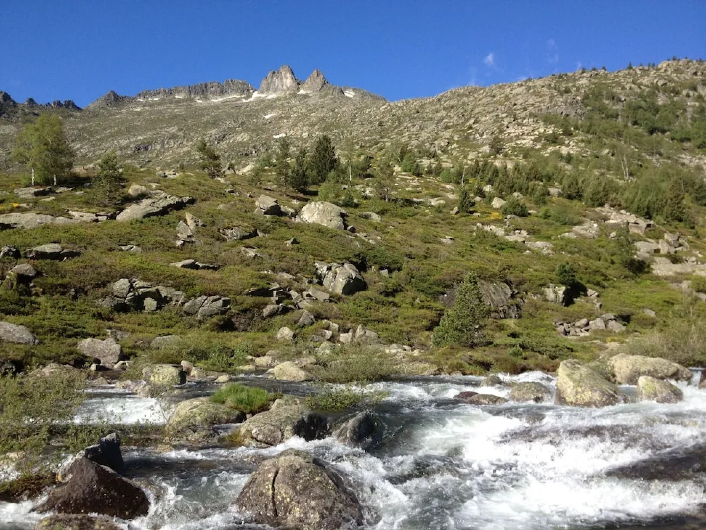Refuge des étangs de Bassiès - Hostel