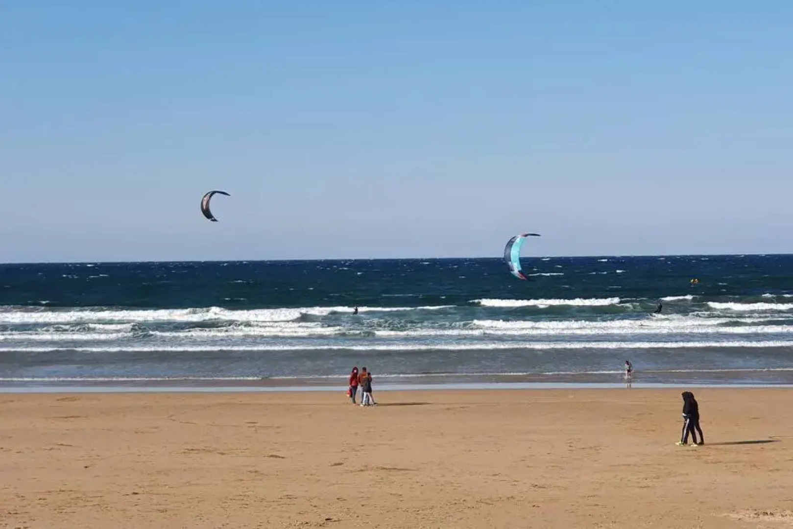 HENDAYE: Joli T3, piscine et parking avec vue sur l'océan