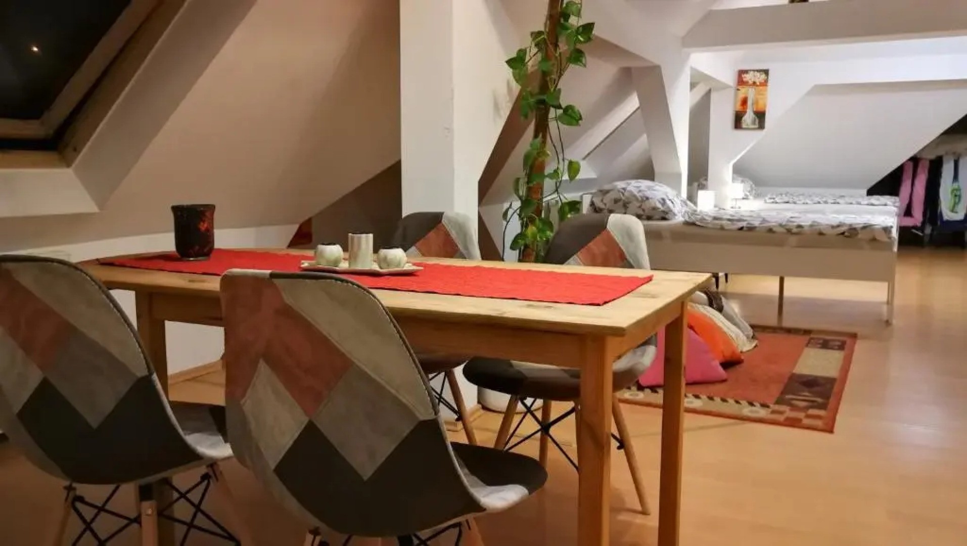 Attic Oelsnitz am Hegebach mit Netflix und Parkplatz Self Check-in