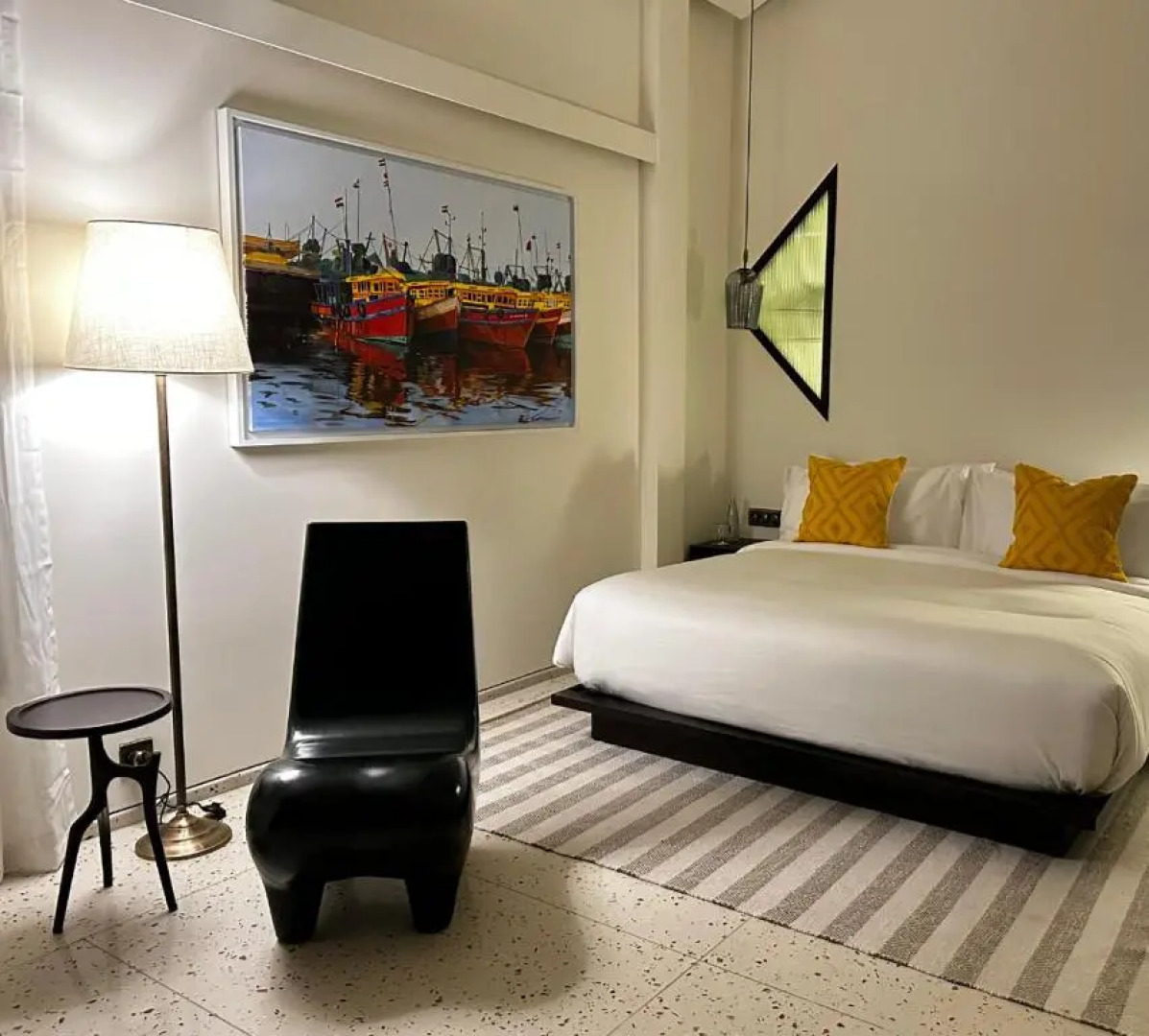 The Postcard on the Arabian Sea