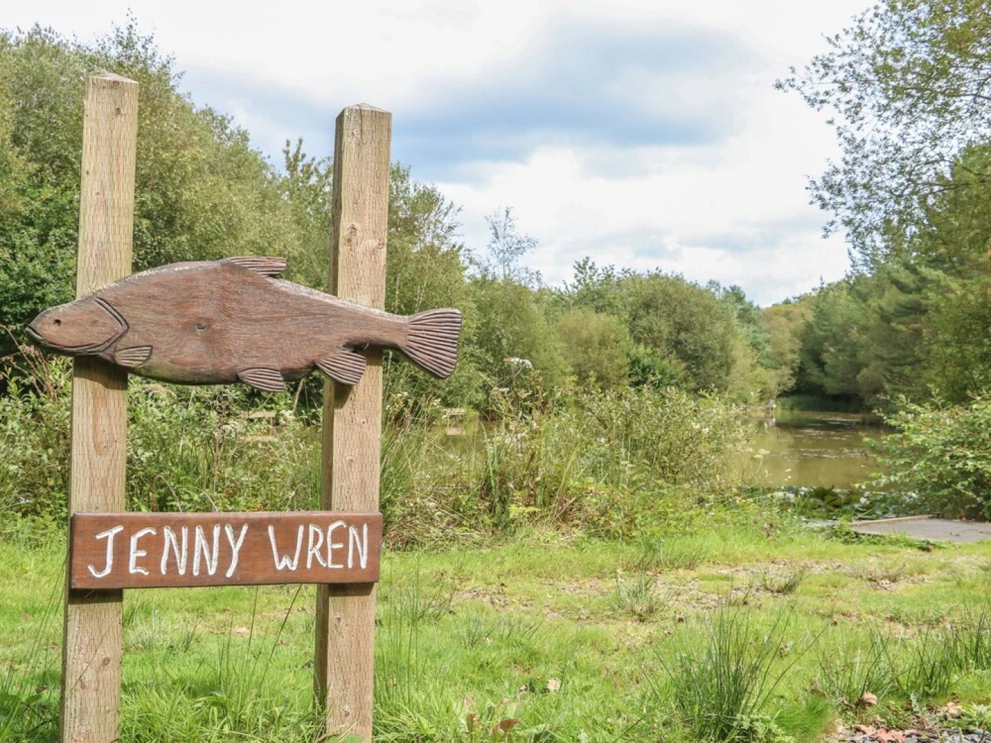 White Hen Kingslakes