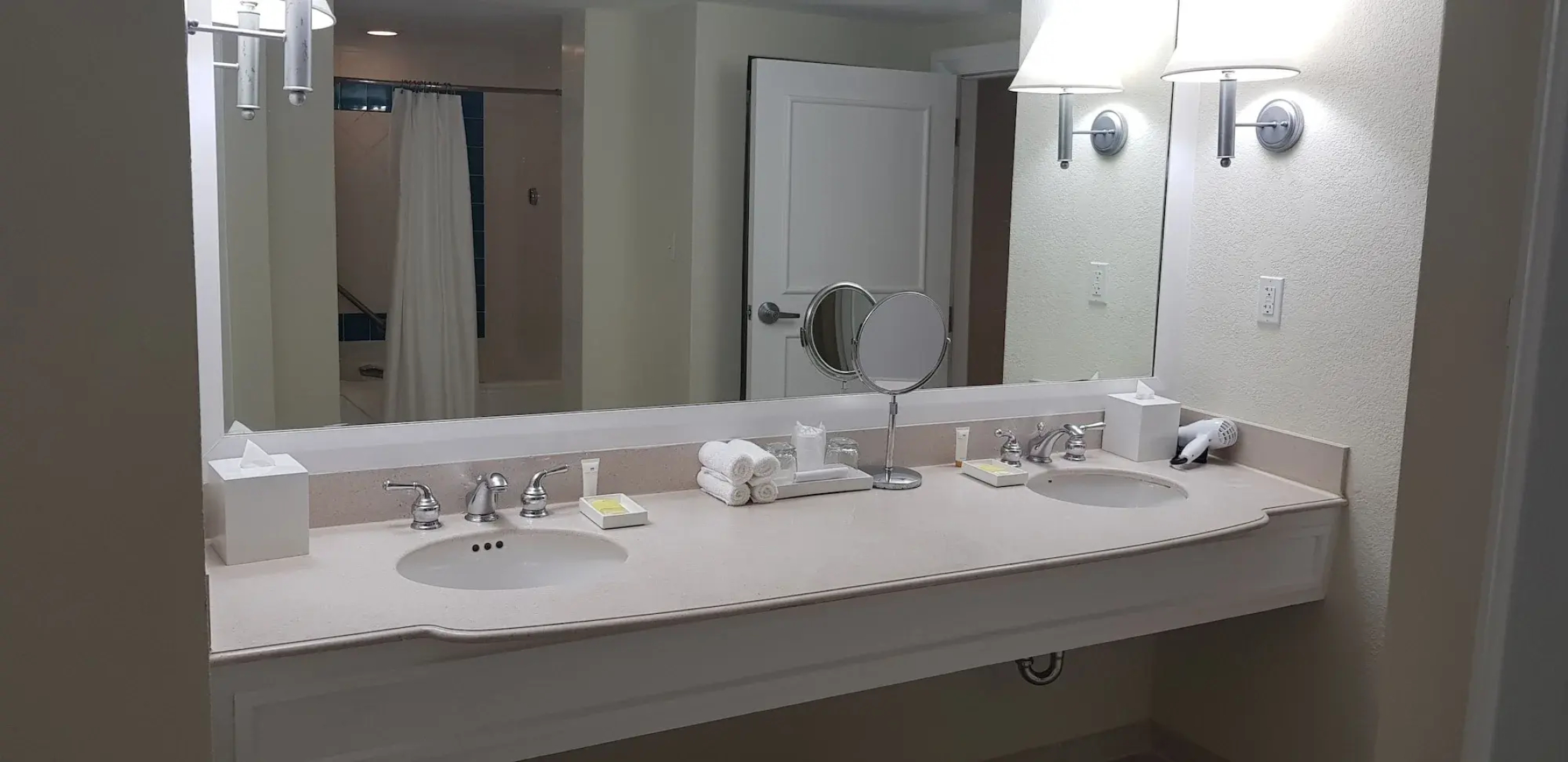 Lighthouse Pointe at Grand Lucayan