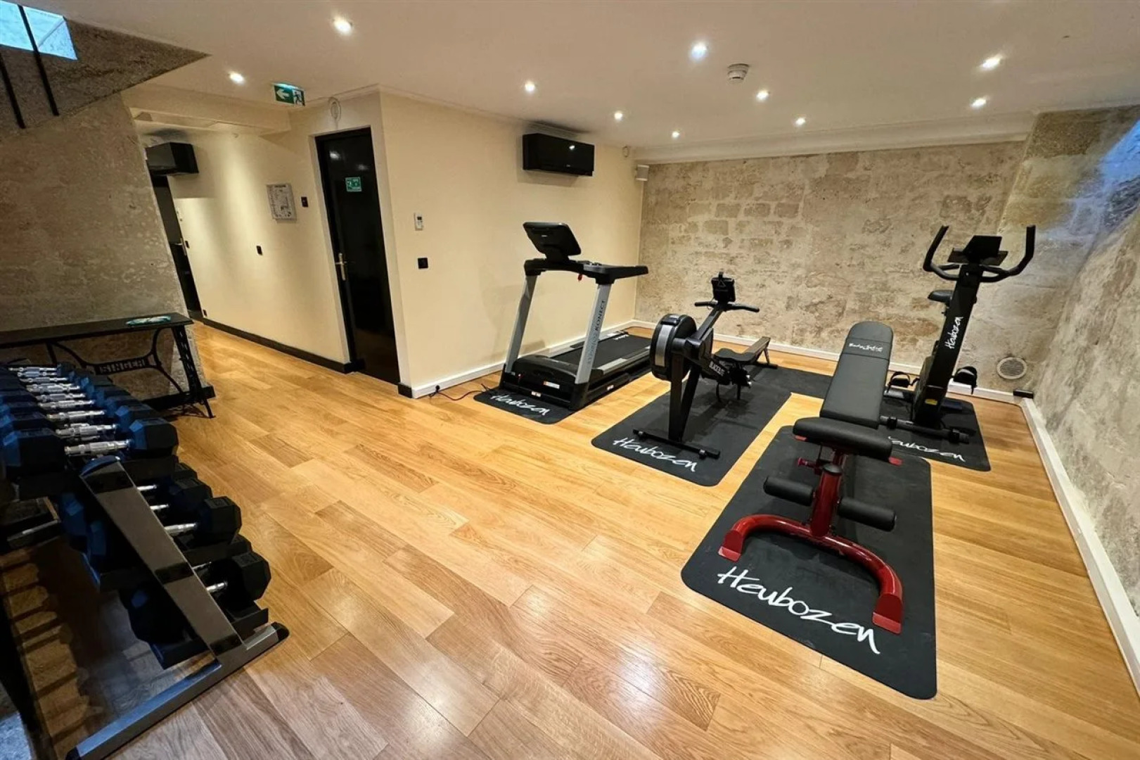 Отель Peyris Opera