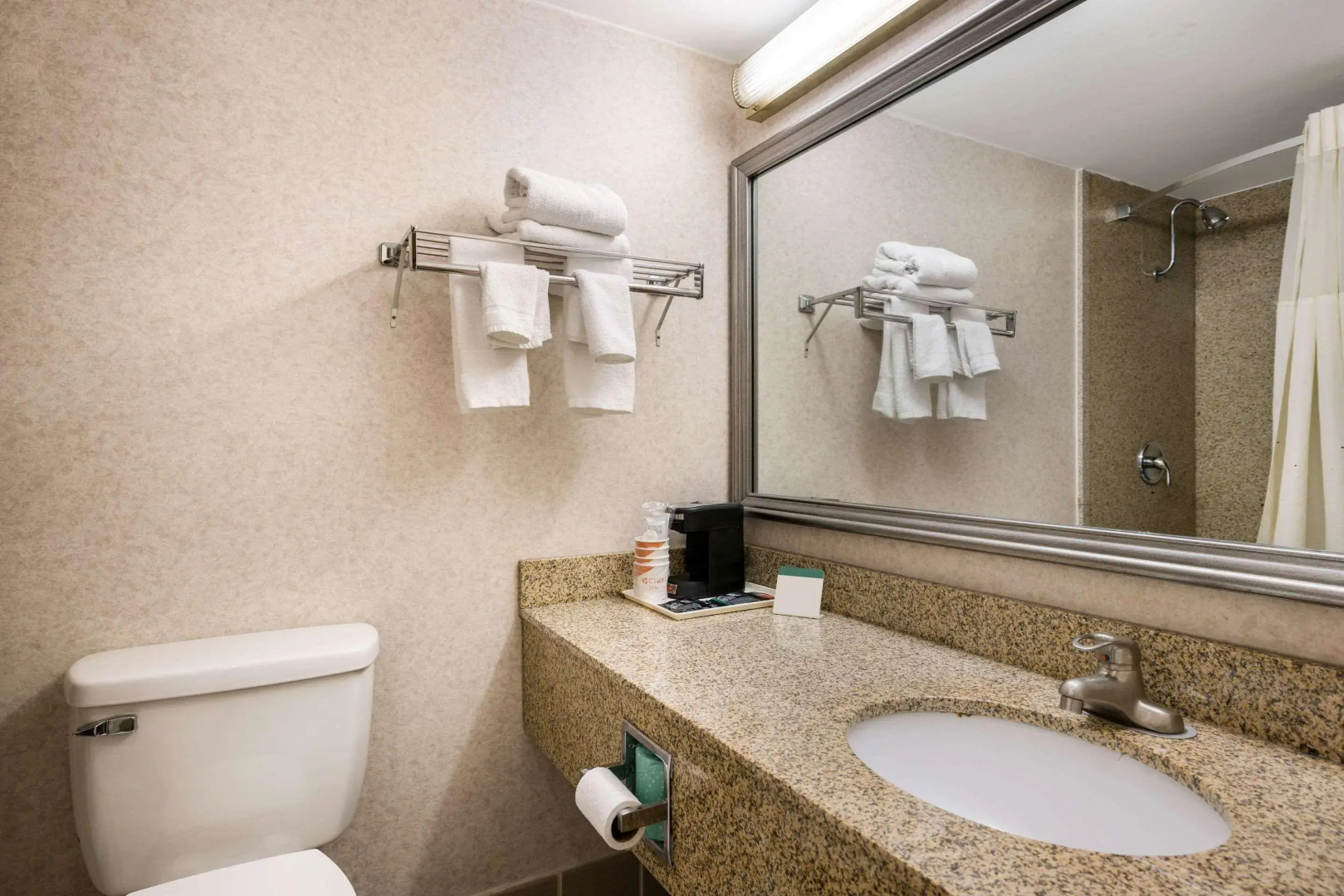Quality Inn & Suites Syracuse Fairgrounds