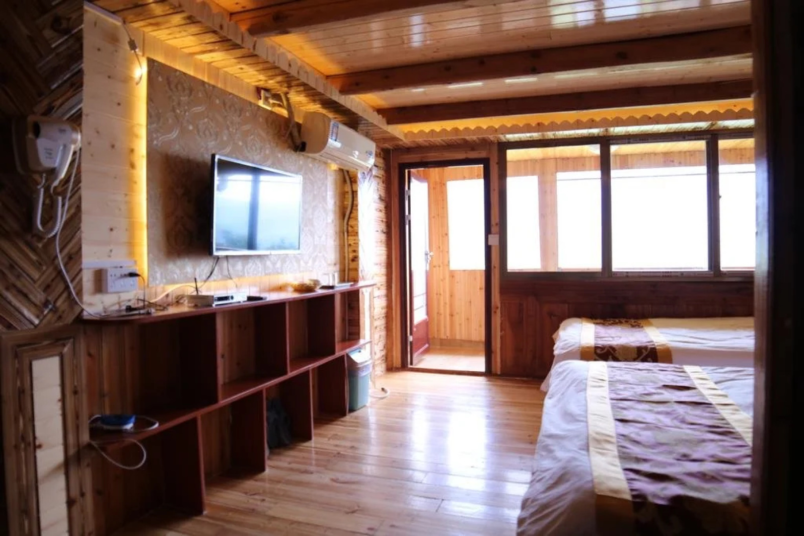 Longsheng Jinkeng Hotel