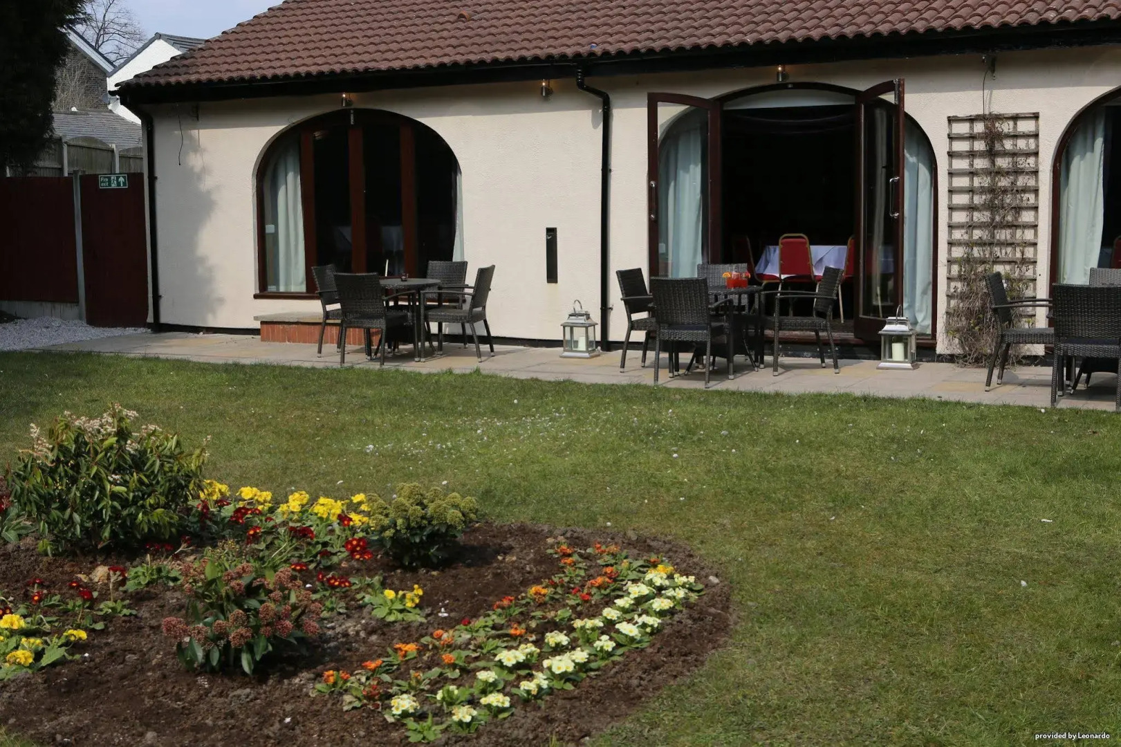 The Everglades Park Hotel