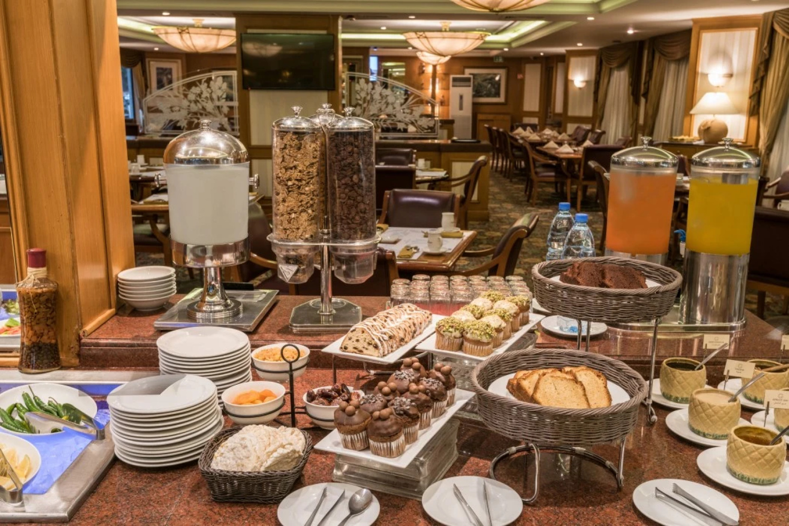 Golden Tulip Galleria Hotel