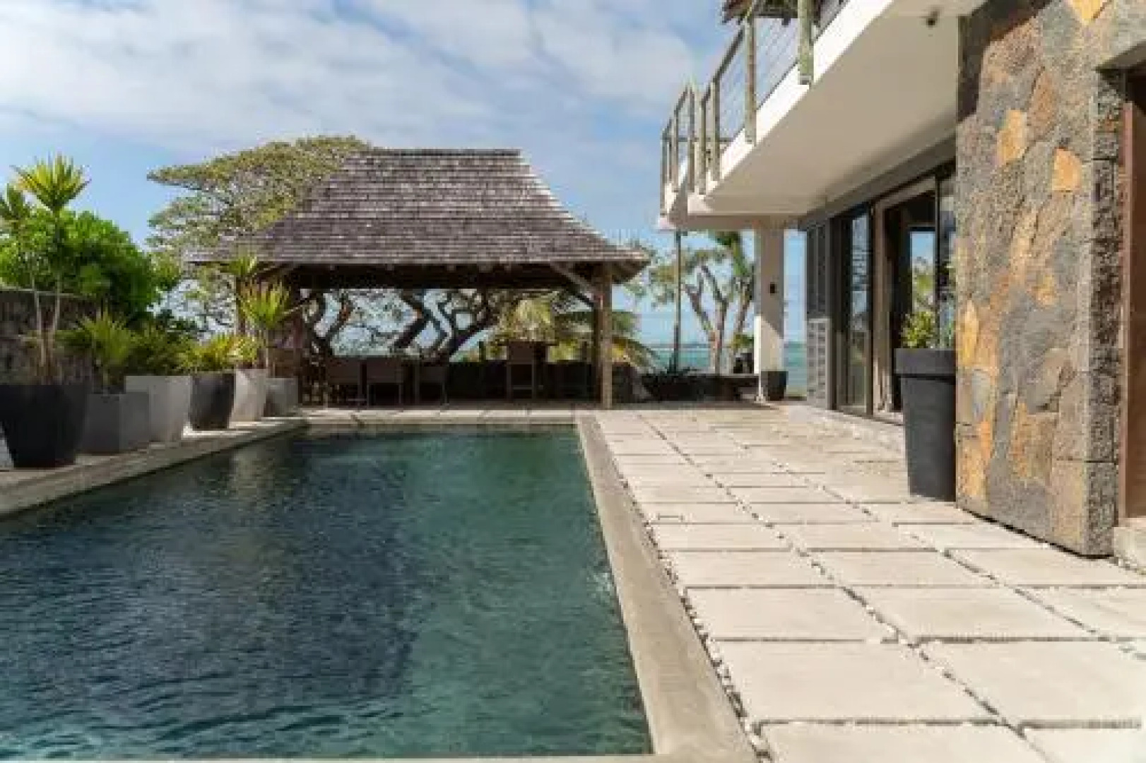 Koki Bonheur Beachfront Villa By StayMauritius