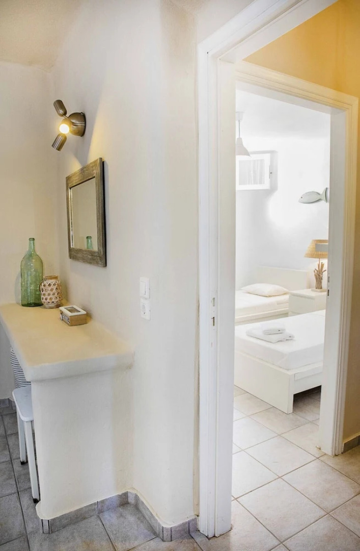 Relax by Mikri Santa Maria Beach - 2 Bedroom House