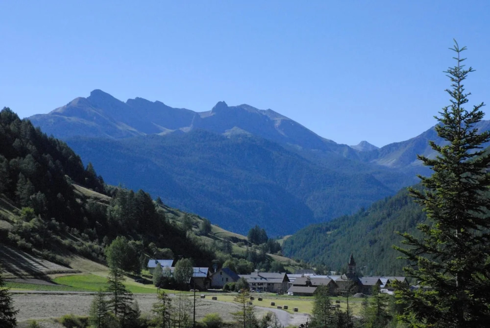 Apartment With 2 Bedrooms in Arvieux, With Wonderful Mountain View, En