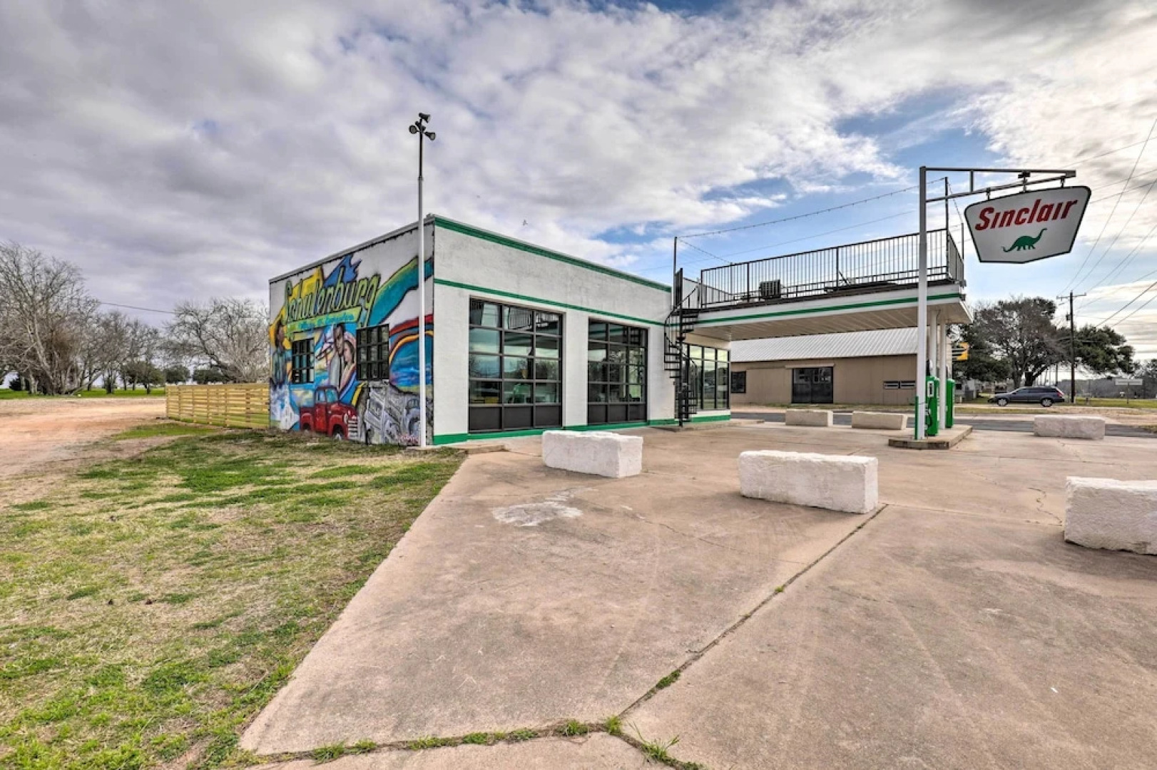 Unique Texas Home in Converted Gas Station!