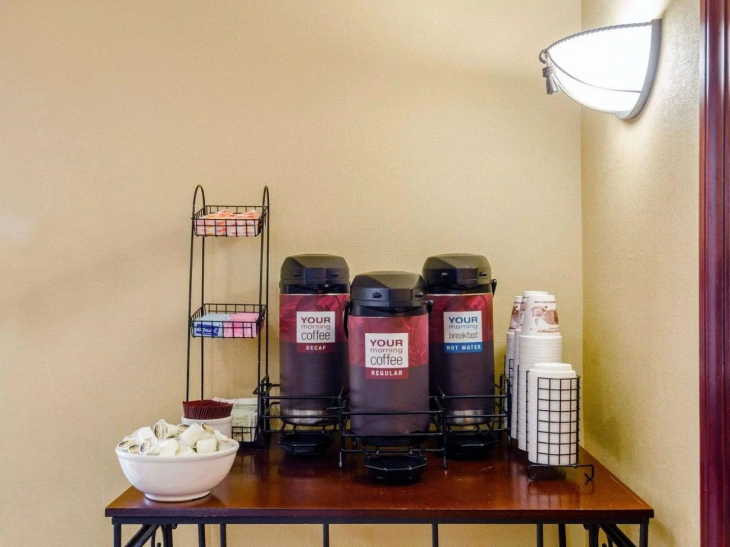 Comfort Inn & Suites Fall River