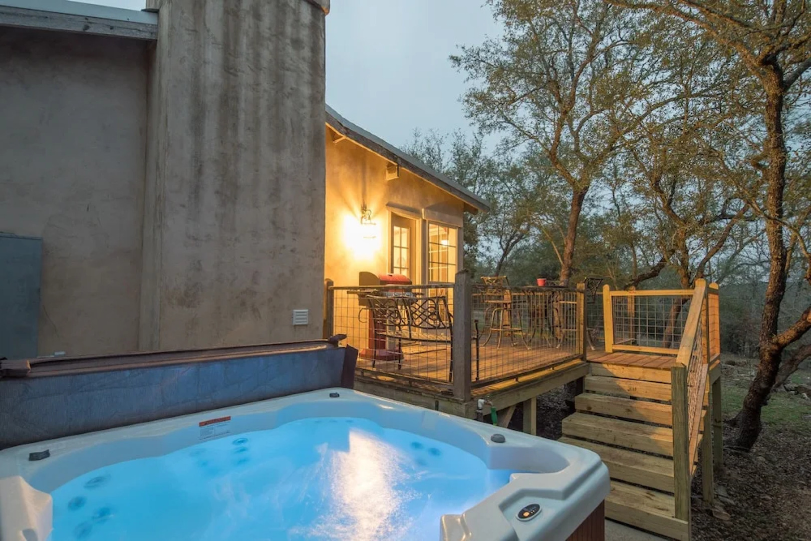 Little Rock 'N' Woodv 2 Bedrooms 2 Bathrooms Home