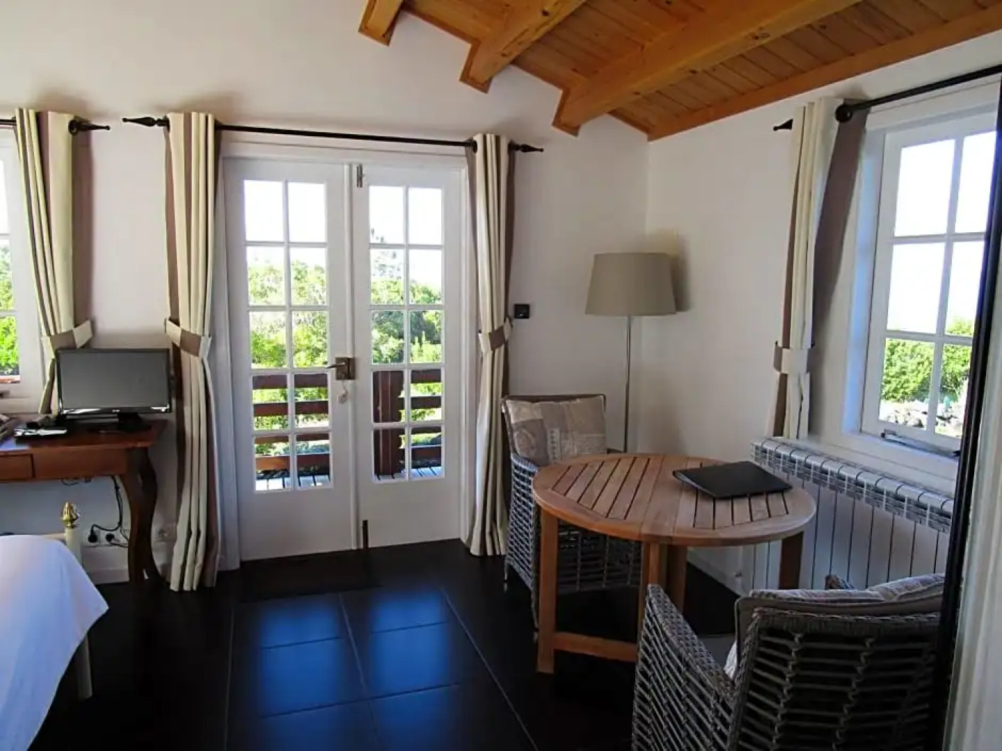 Vila Holanda Bed & Breakfast