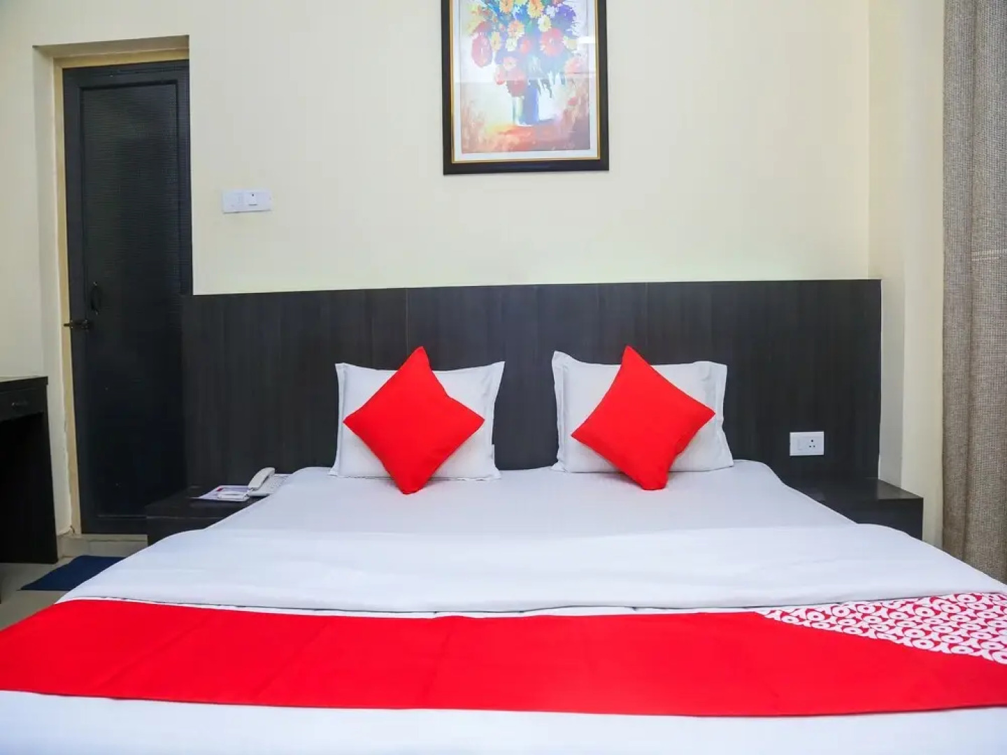 OYO 18812 Charulata The Boutiqueguest House