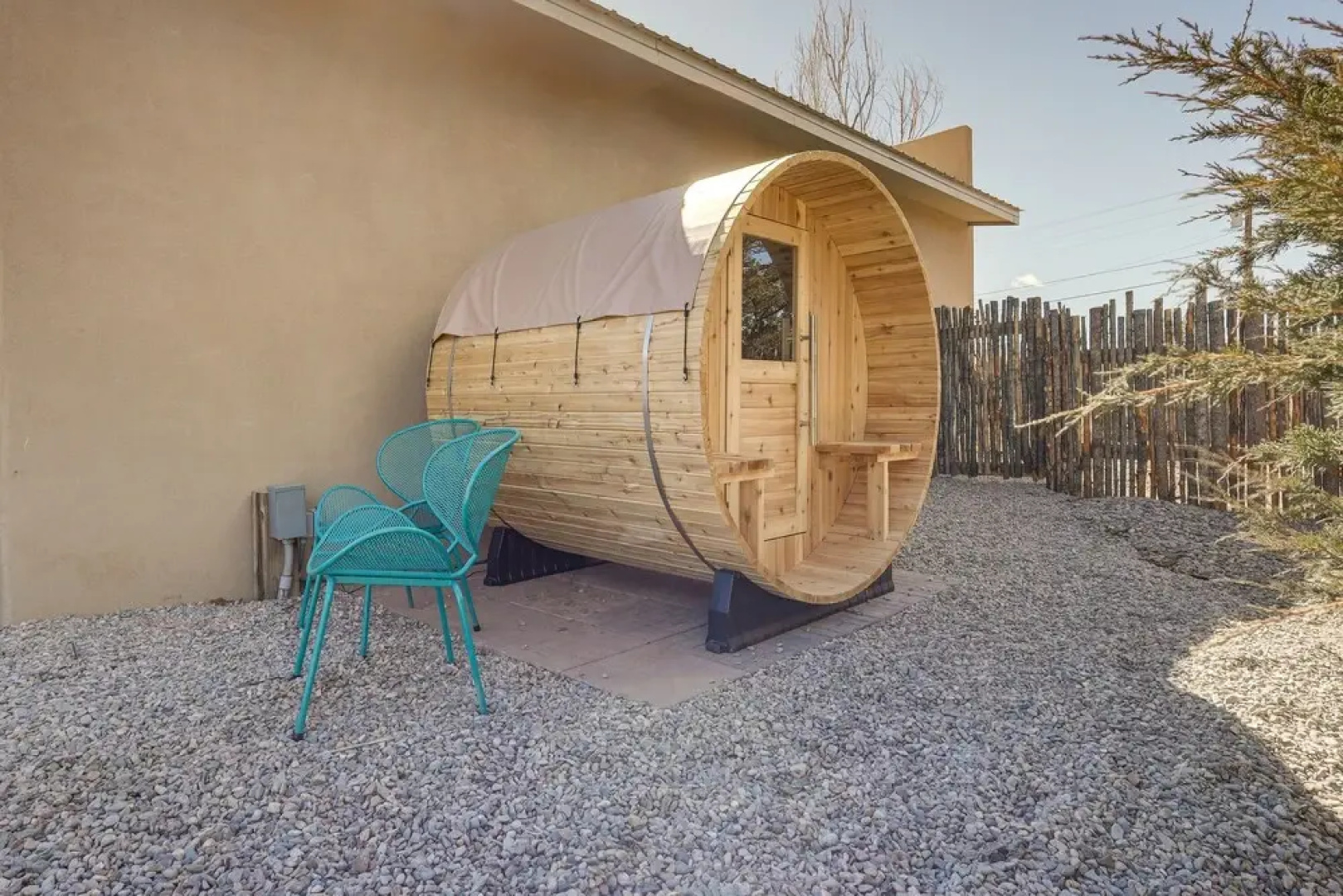 Taos Home w/ Private Hot Tub, Sauna & Gas Grill!