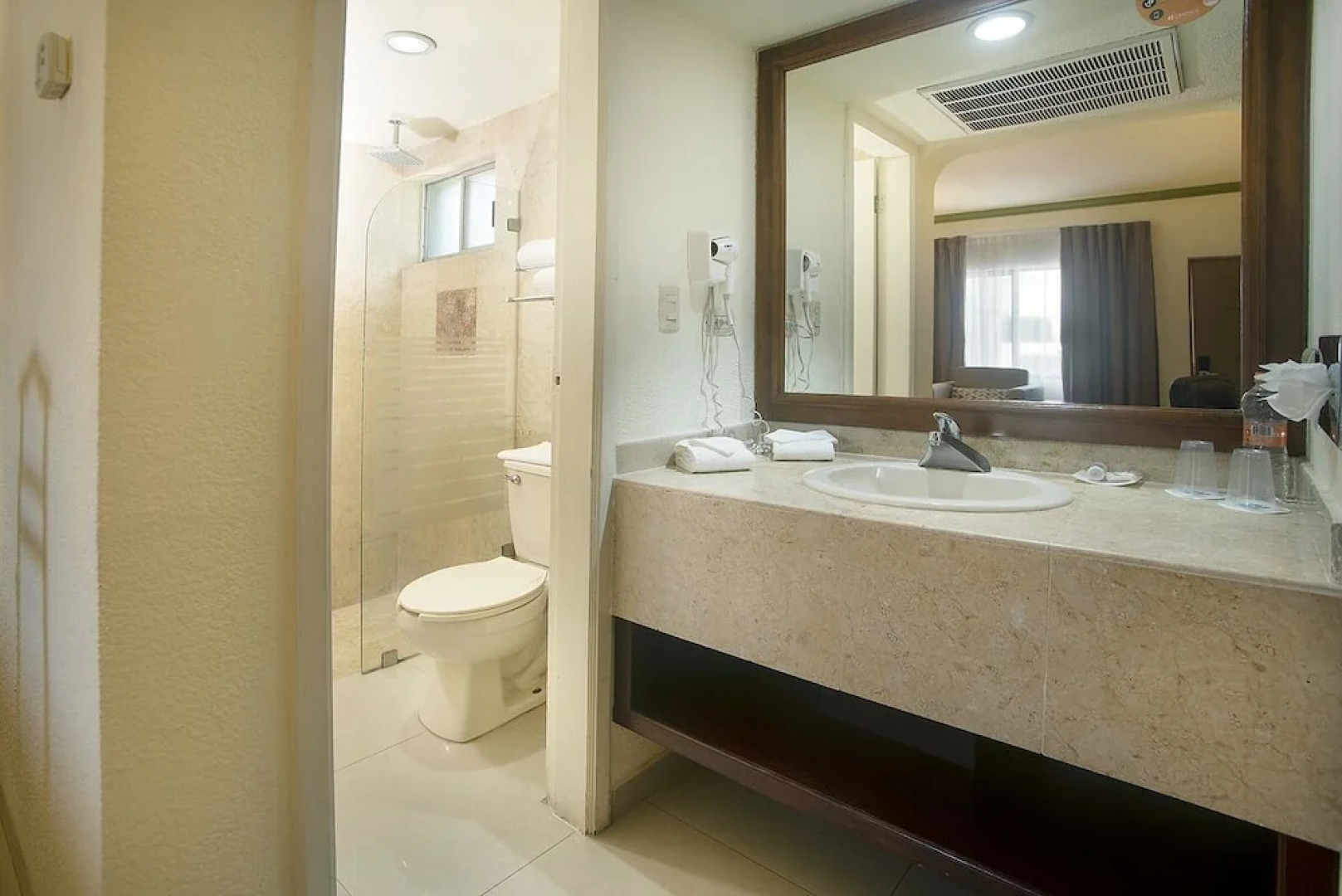 Grupo Costa De Oro Quallity Inn