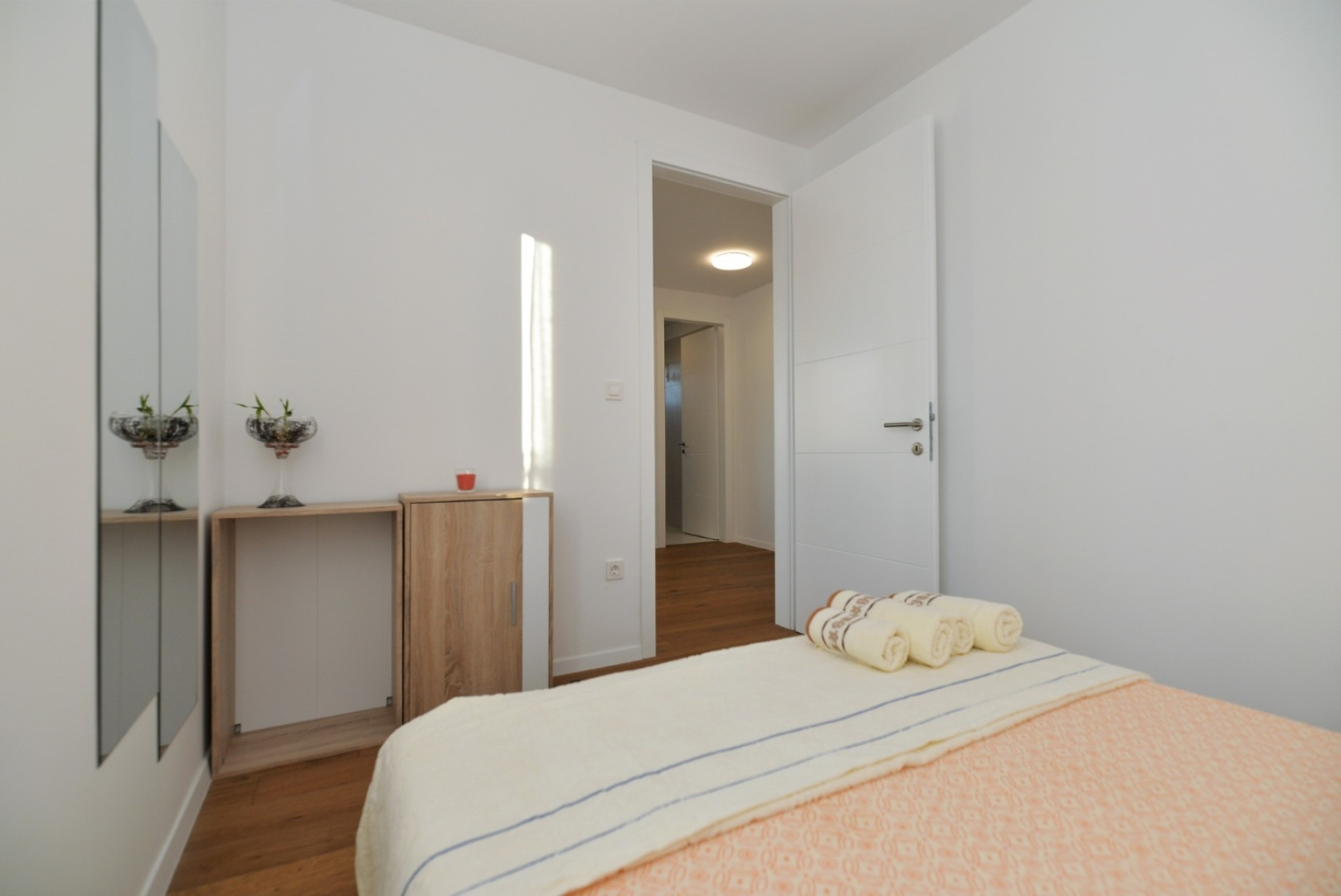 Apartment Nata - free parking A1 Murter, Island Murter
