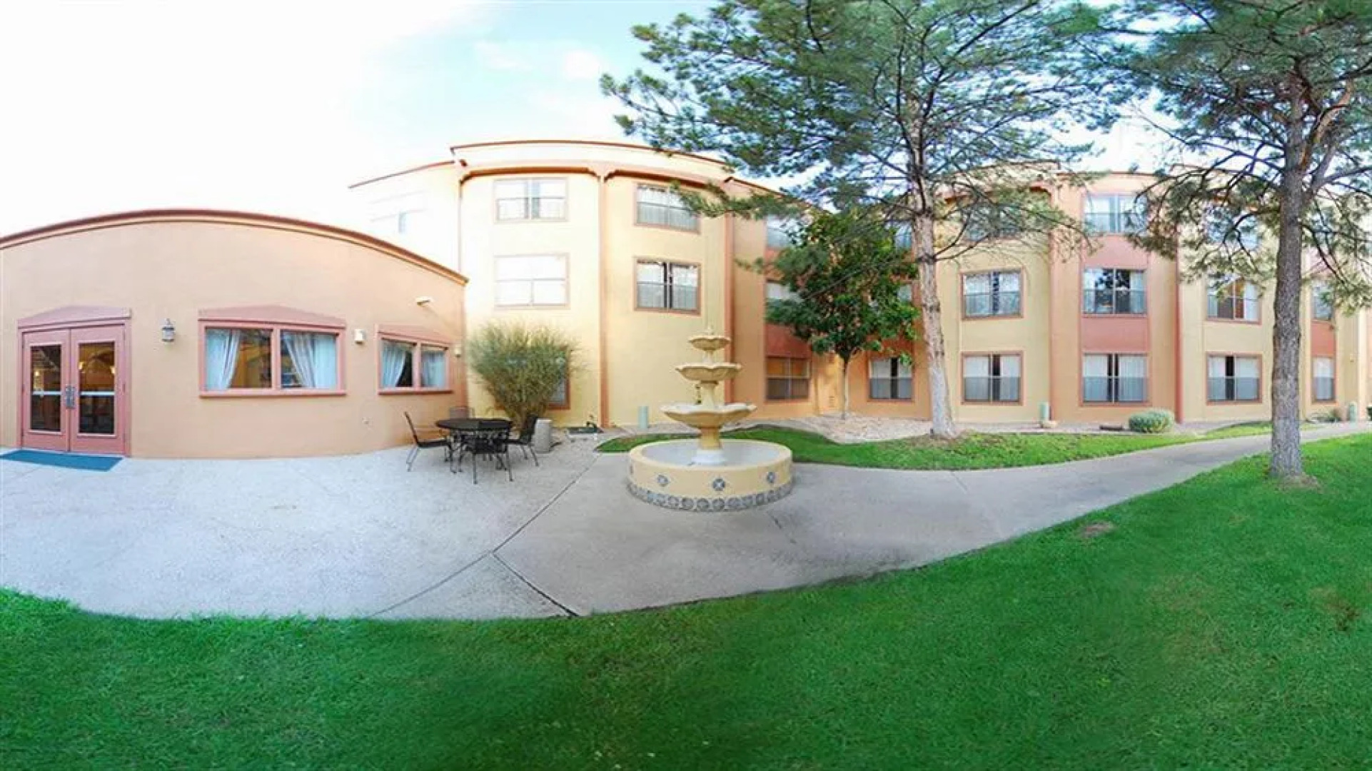 Pan American Inn & Suites