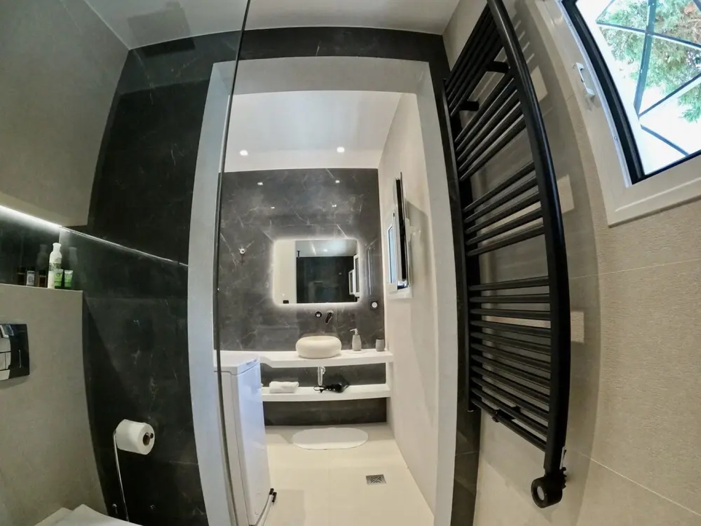 Hector Villa Airport